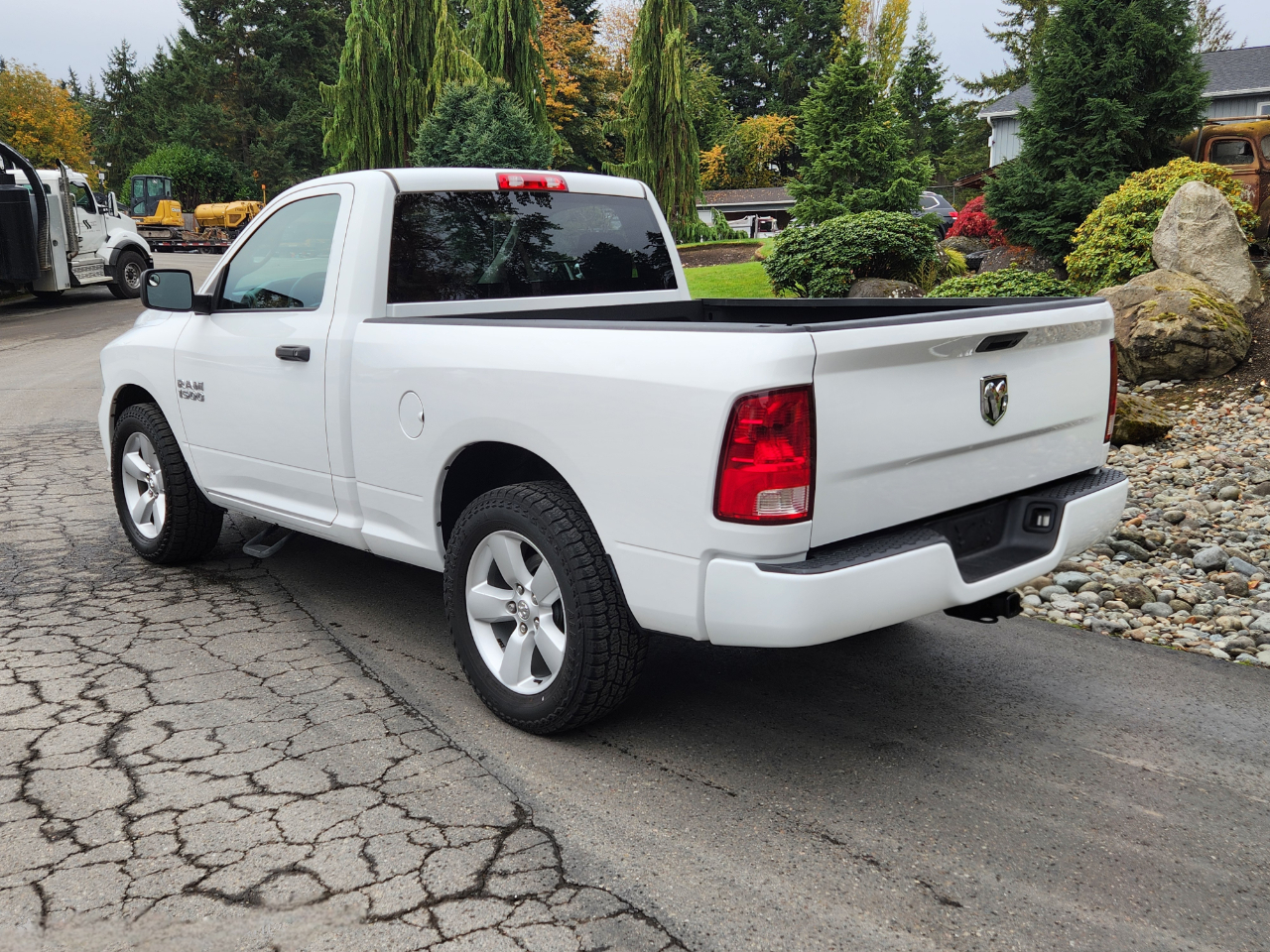 RAM 1500 2WD Reg Cab 120.5" Express 2014