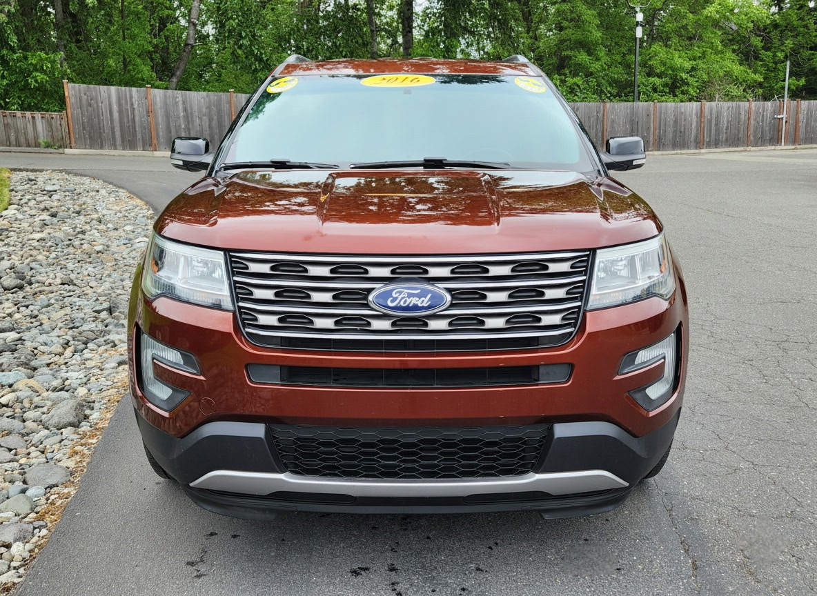 Ford Explorer 4WD 4dr XLT 2016