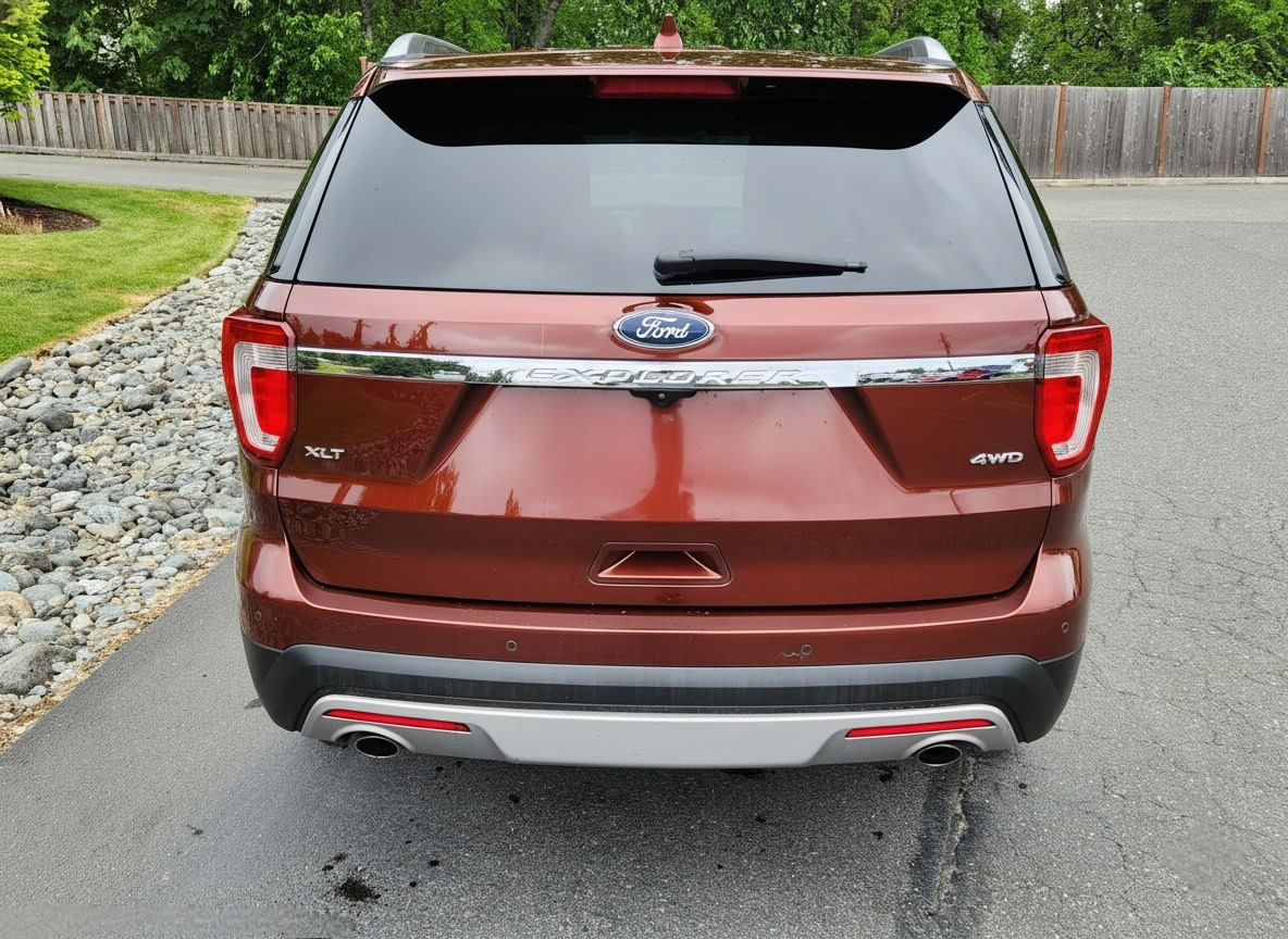 Ford Explorer 4WD 4dr XLT 2016