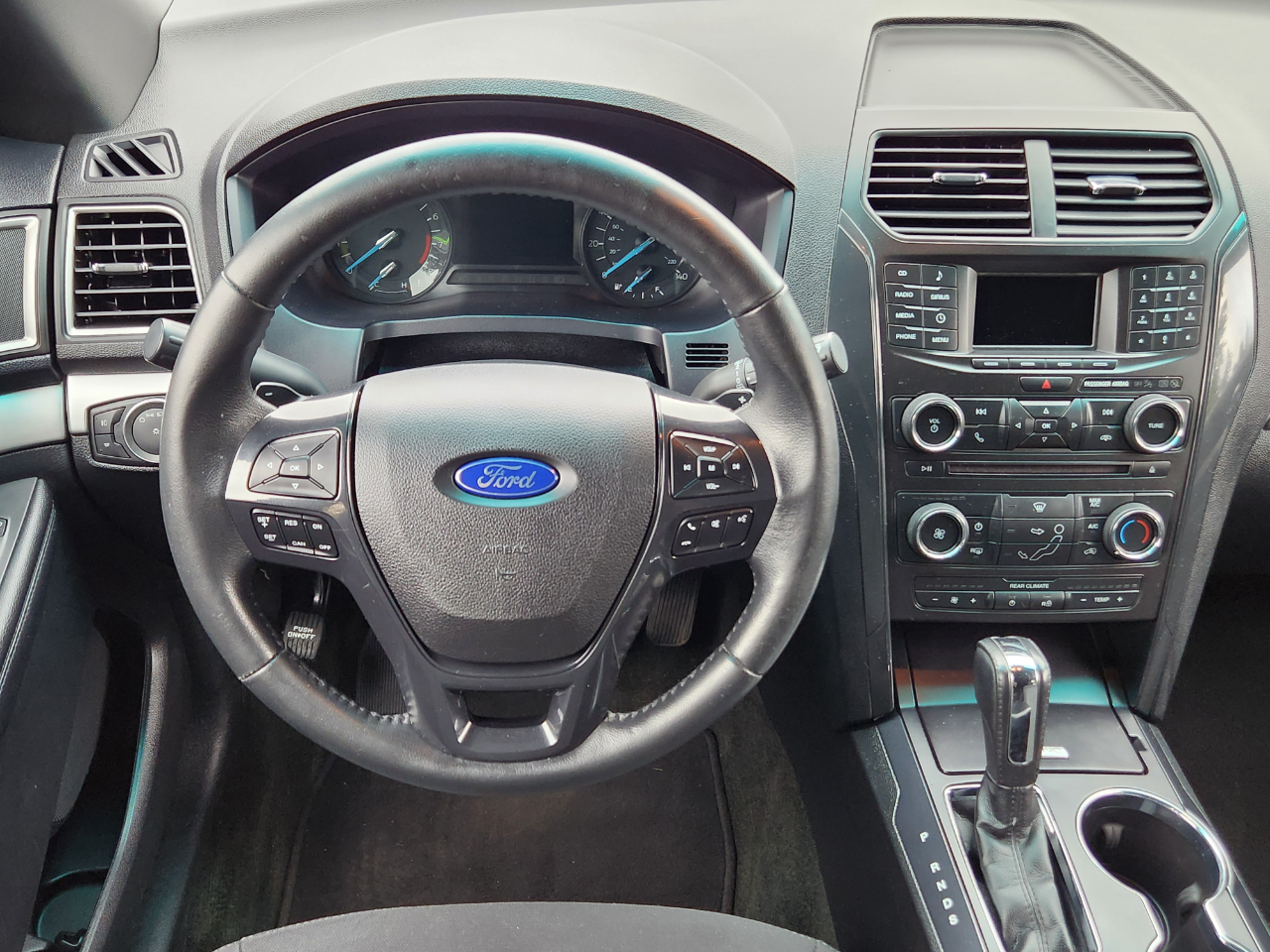 Ford Explorer 4WD 4dr XLT 2016