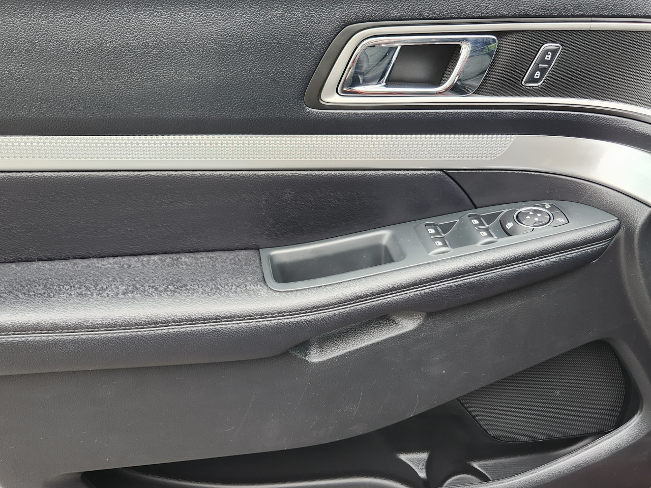 Ford Explorer 4WD 4dr XLT 2016