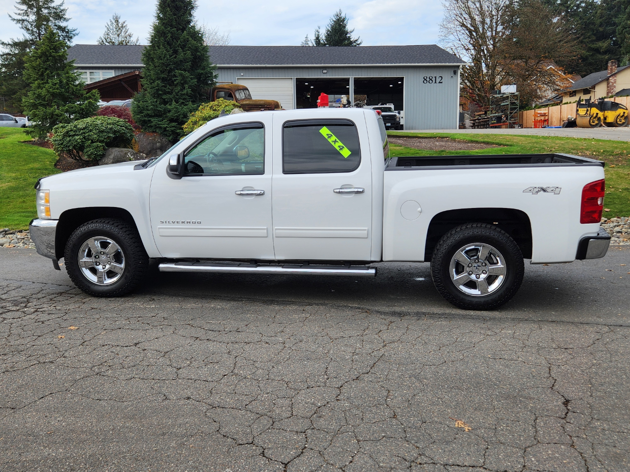 Chevrolet Silverado 1500 4WD Crew Cab 143.5" LT 2013