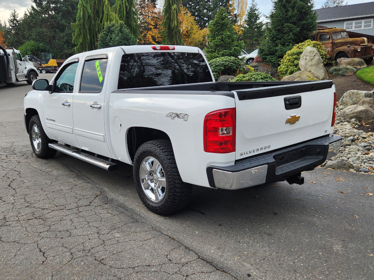 Chevrolet Silverado 1500 4WD Crew Cab 143.5" LT 2013