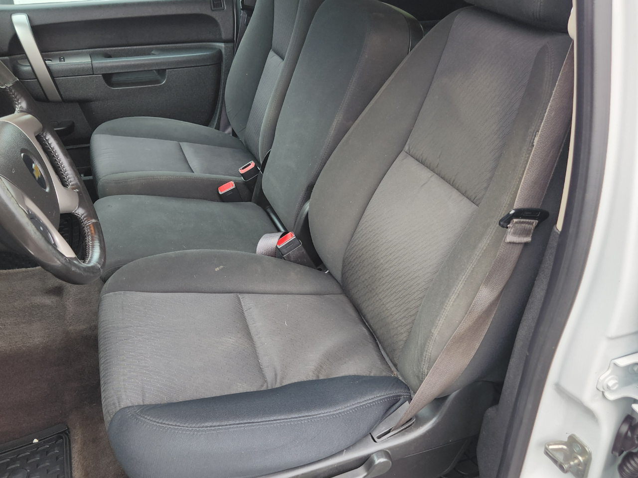 Chevrolet Silverado 1500 4WD Crew Cab 143.5" LT 2013