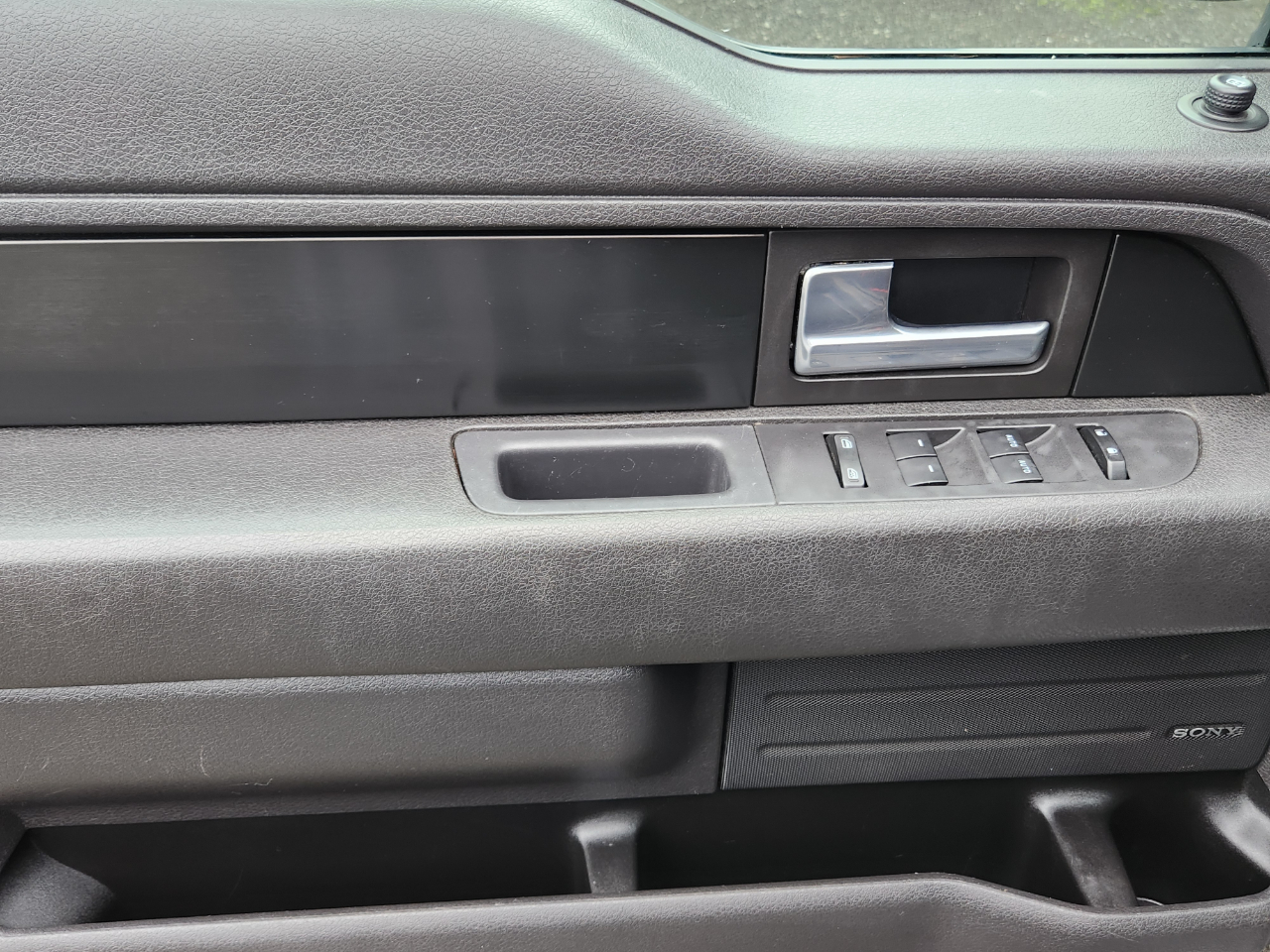 Ford F-150 4WD SuperCrew 145" FX4 2012