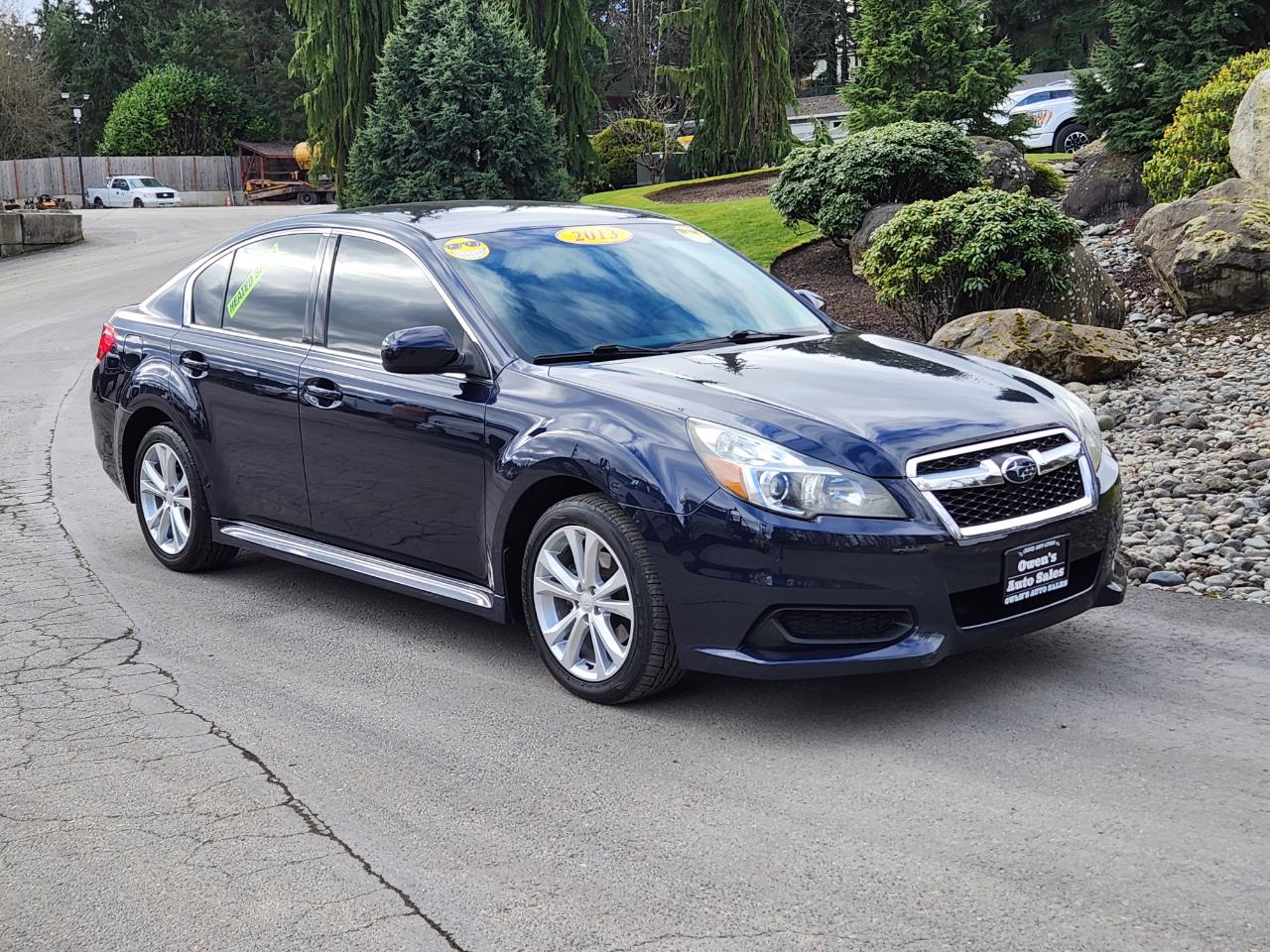 Subaru Legacy 4dr Sdn H4 Auto 2.5i Premium 2013
