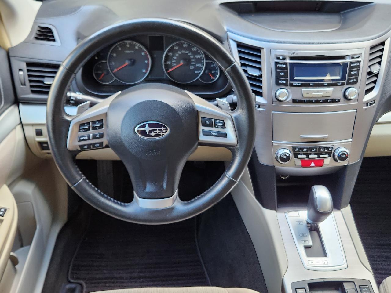 Subaru Legacy 4dr Sdn H4 Auto 2.5i Premium 2013