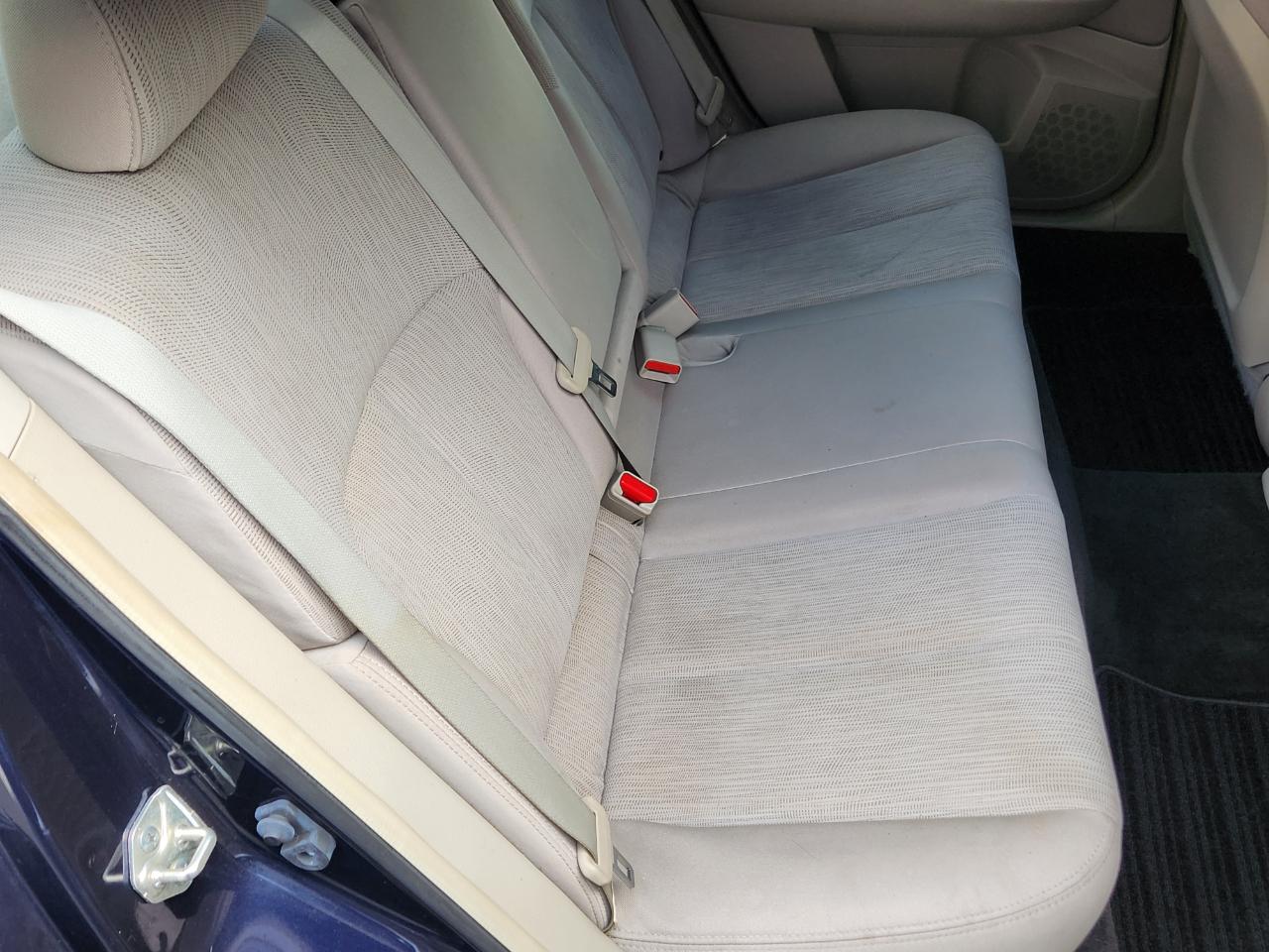 Subaru Legacy 4dr Sdn H4 Auto 2.5i Premium 2013