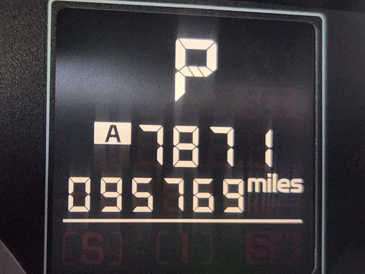 Subaru Legacy 4dr Sdn H4 Auto 2.5i Premium 2013