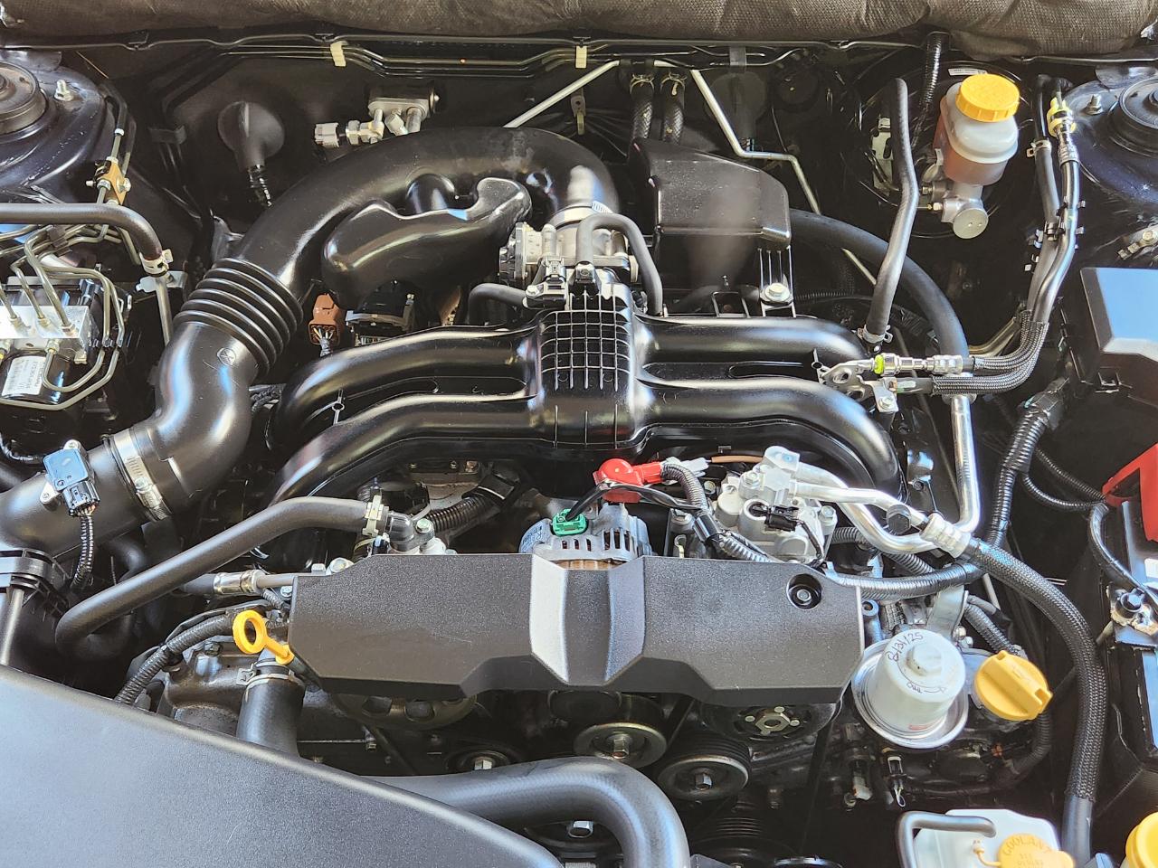 Subaru Legacy 4dr Sdn H4 Auto 2.5i Premium 2013