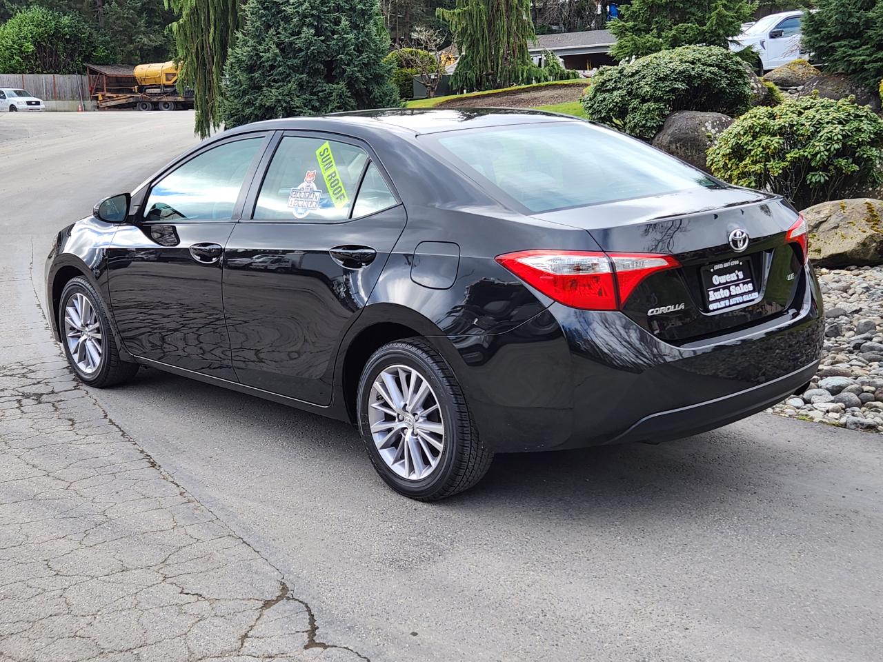 Toyota Corolla 4dr Sdn CVT LE Plus (Natl) 2014