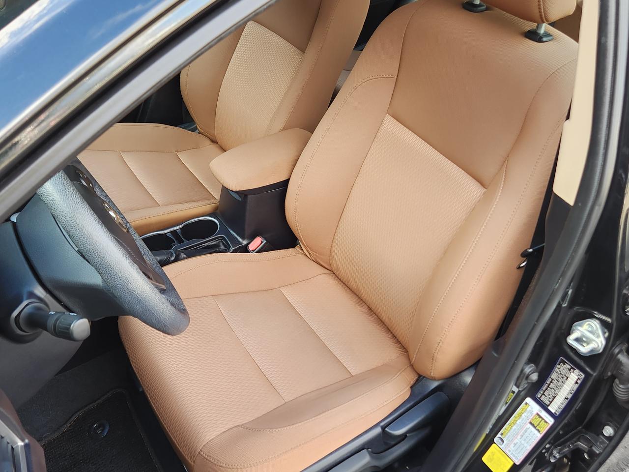 Toyota Corolla 4dr Sdn CVT LE Plus (Natl) 2014