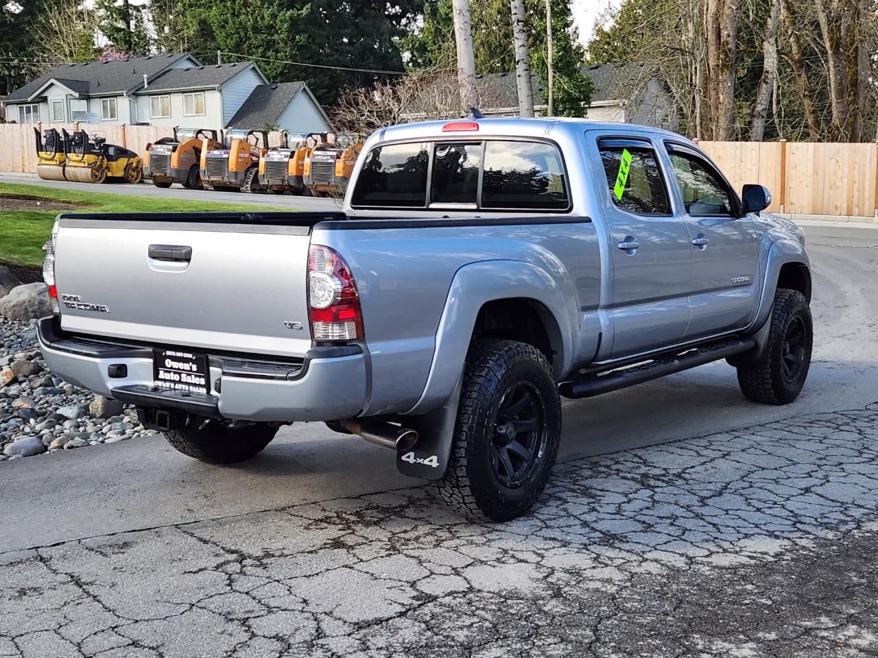 Toyota Tacoma 4WD Double Cab LB V6 AT (Natl) 2014