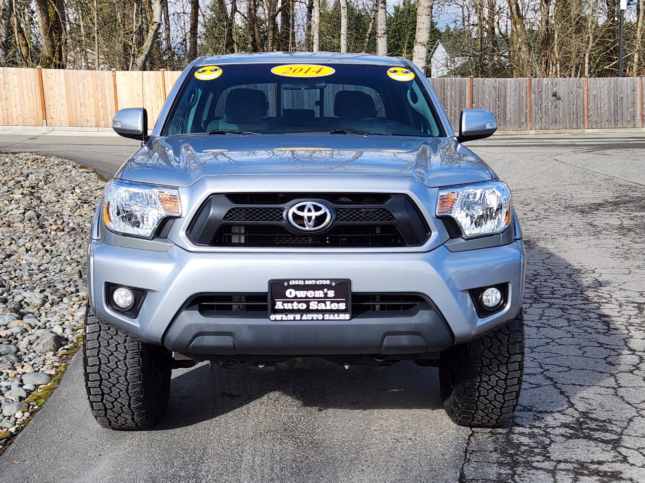 Toyota Tacoma 4WD Double Cab LB V6 AT (Natl) 2014