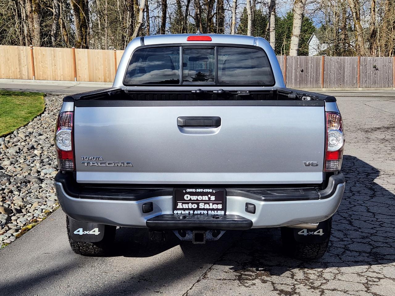 Toyota Tacoma 4WD Double Cab LB V6 AT (Natl) 2014