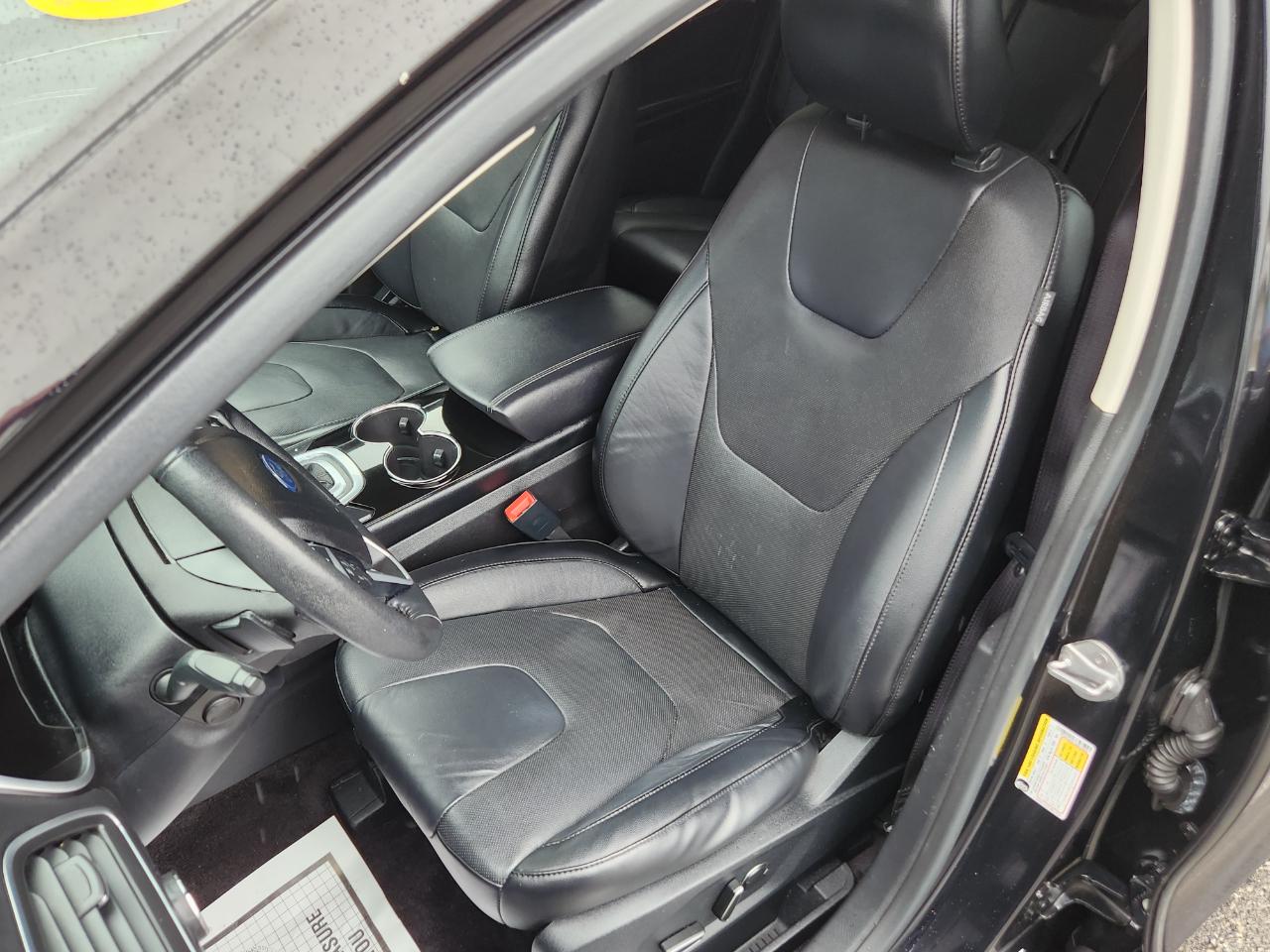 Ford Edge 4dr Titanium AWD 2016