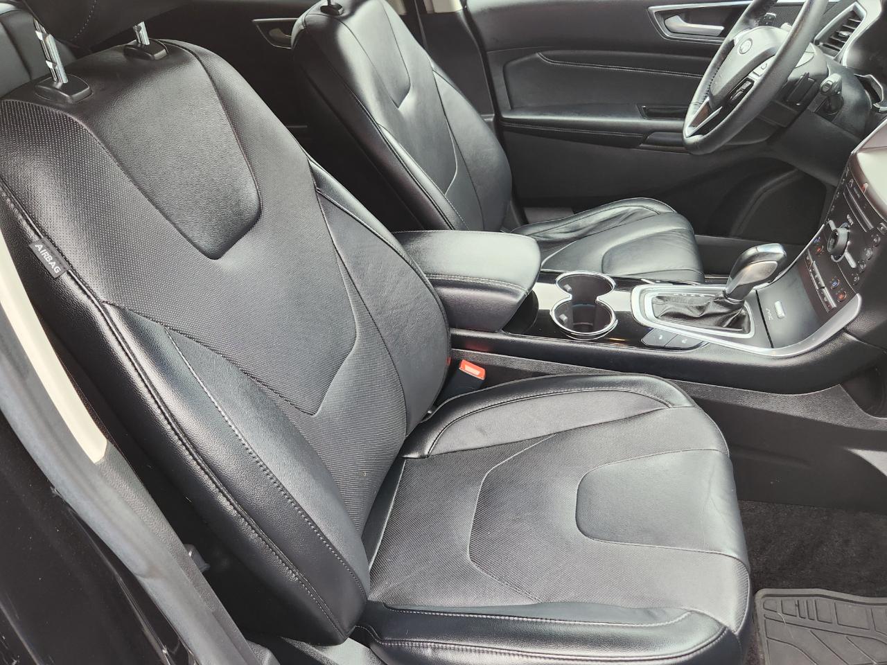 Ford Edge 4dr Titanium AWD 2016