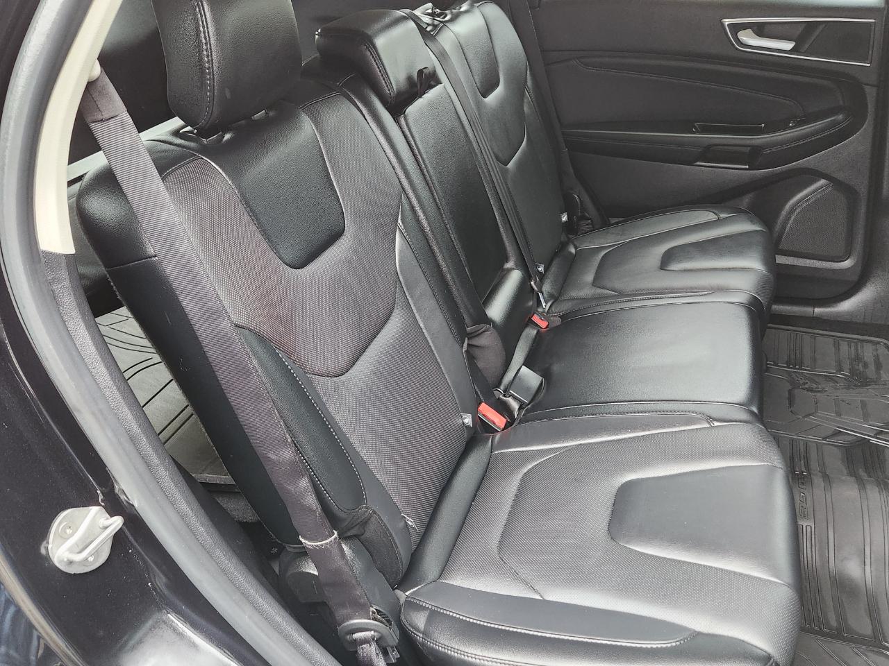 Ford Edge 4dr Titanium AWD 2016