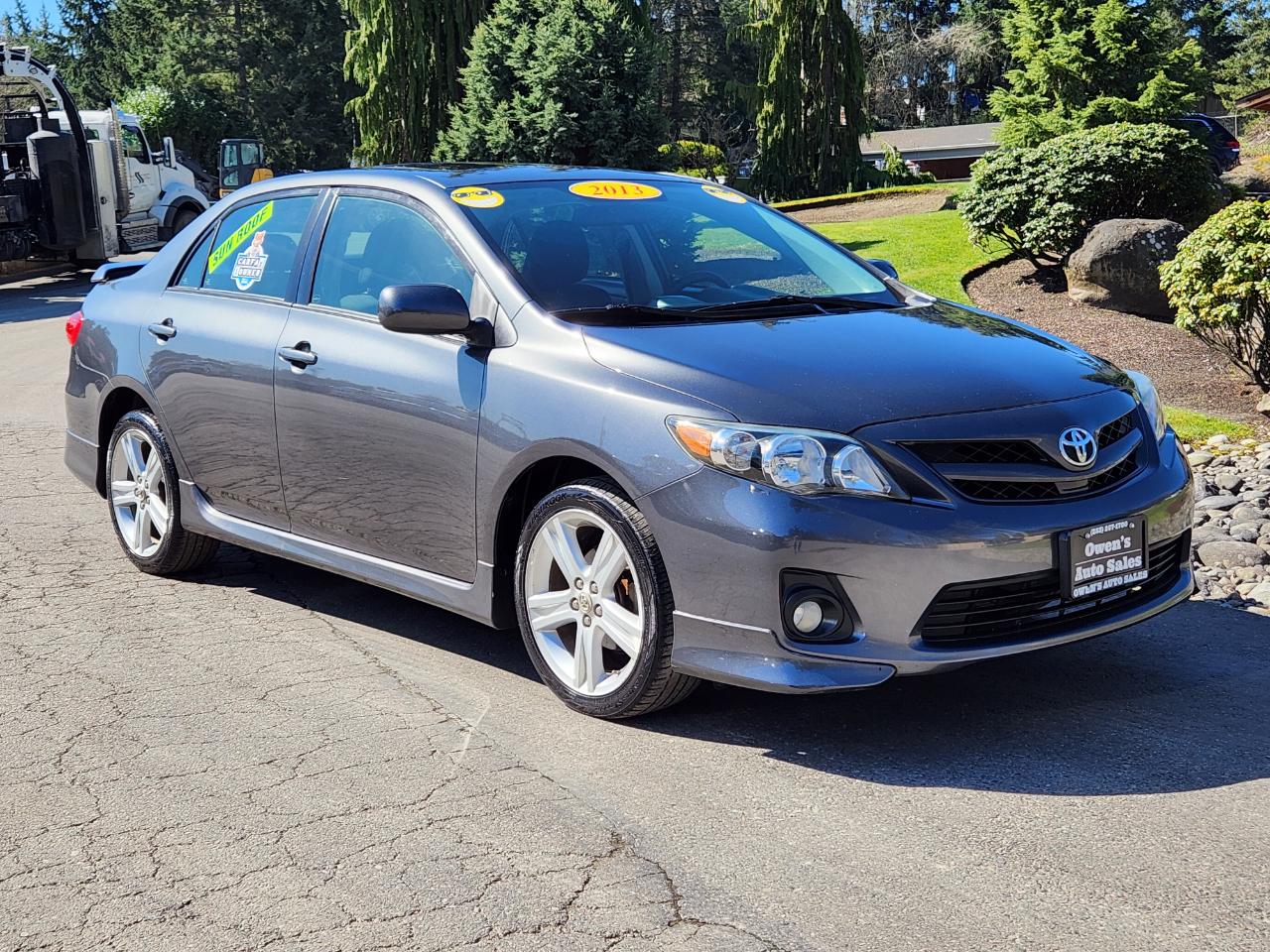 Toyota Corolla 4dr Sdn Auto S (Natl) 2013