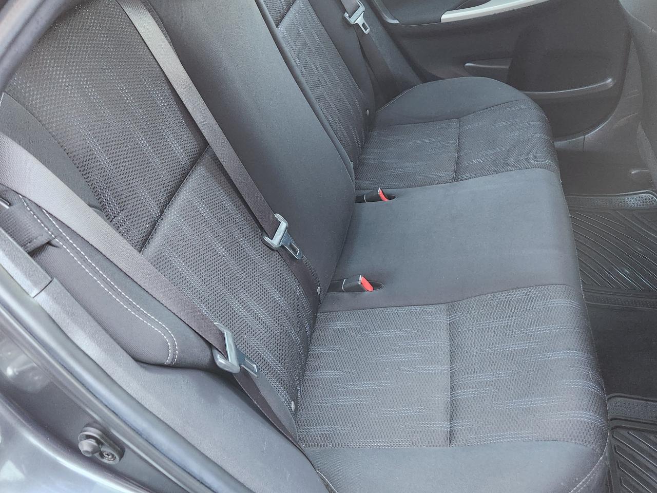 Toyota Corolla 4dr Sdn Auto S (Natl) 2013