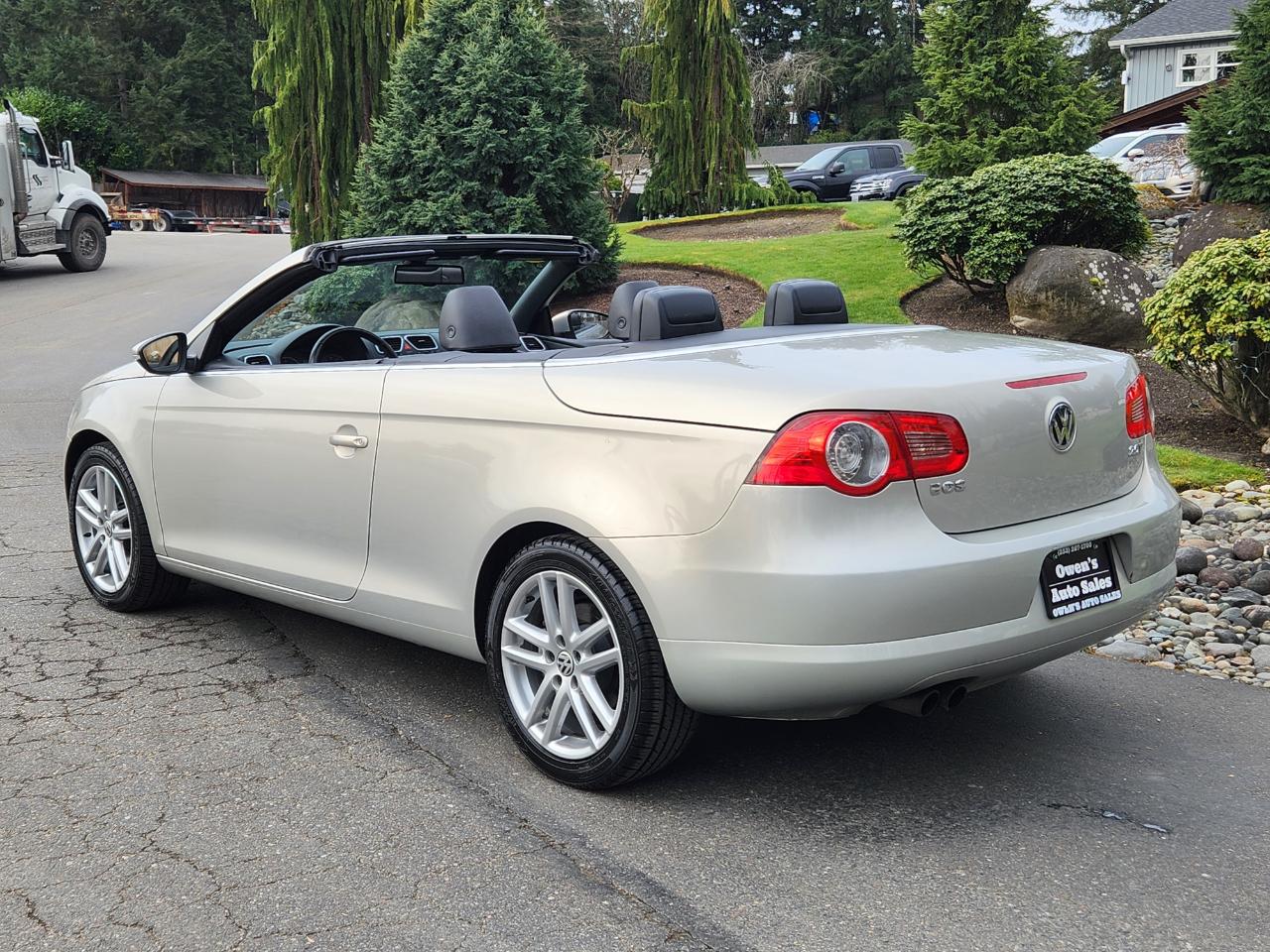 Volkswagen Eos 2dr Conv DSG Lux 2009