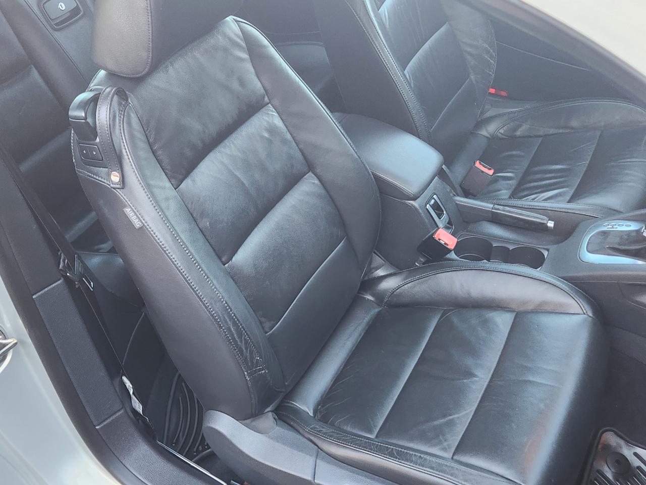 Volkswagen Eos 2dr Conv DSG Lux 2009