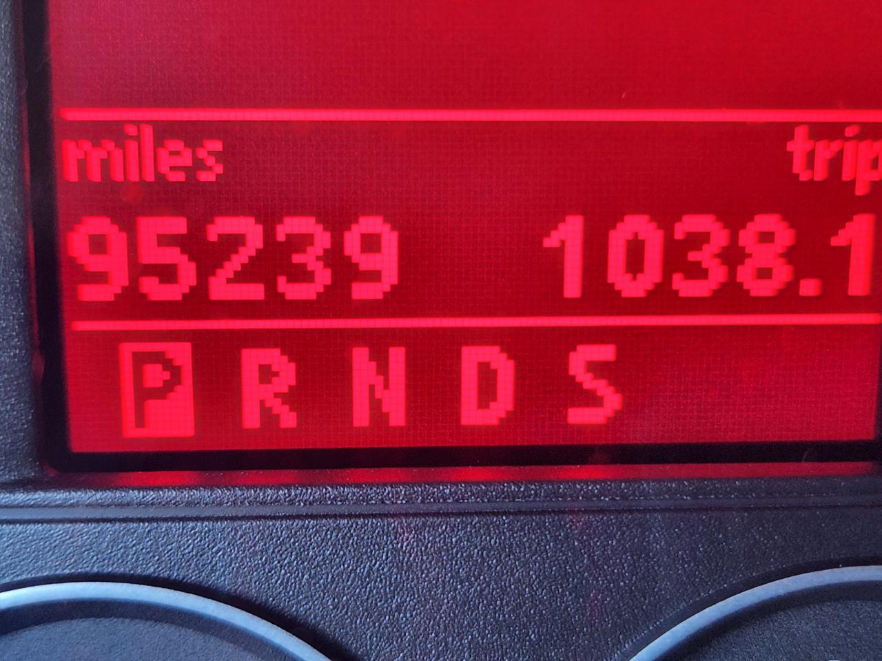 Volkswagen Eos 2dr Conv DSG Lux 2009