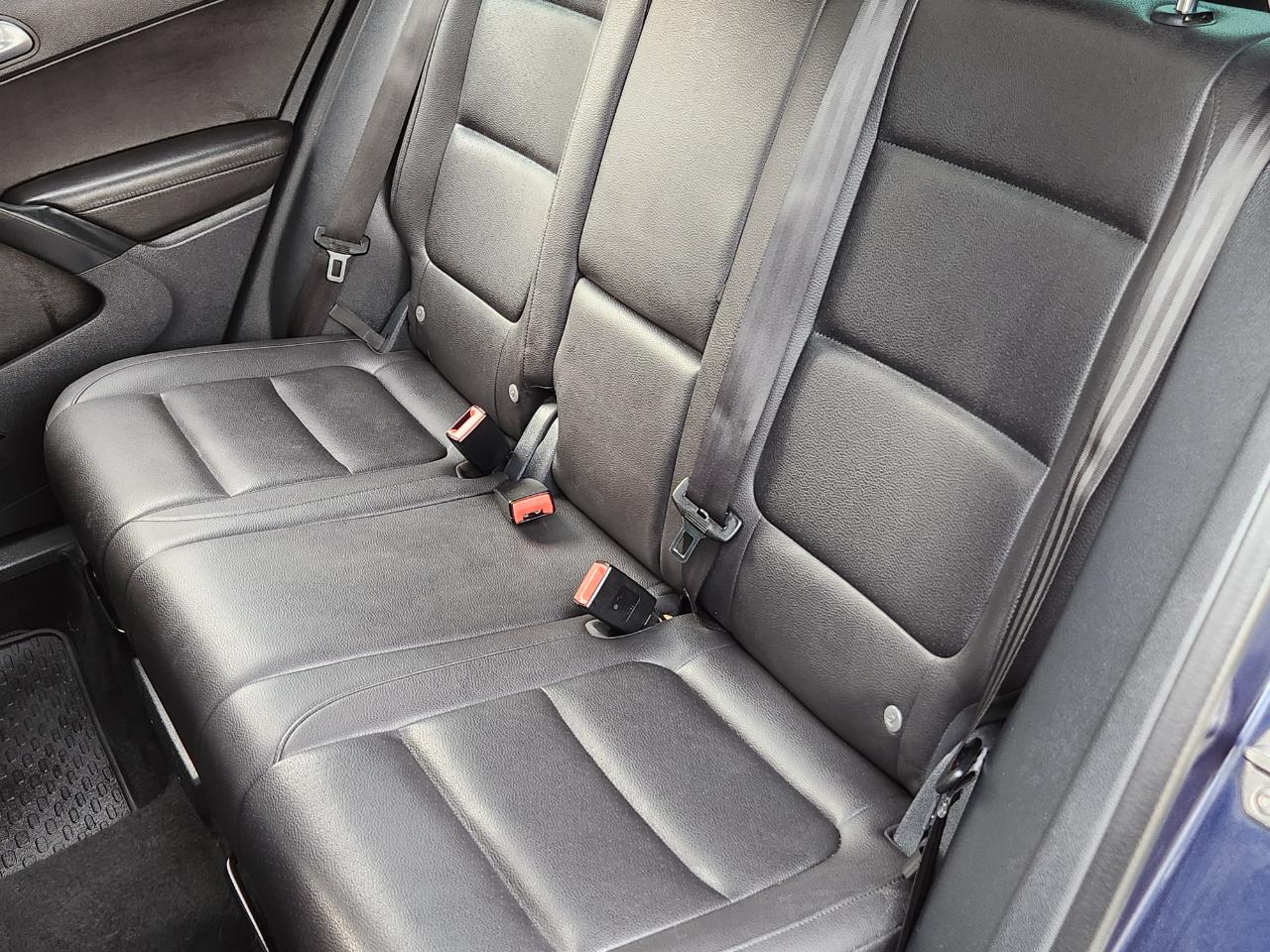 Volkswagen Tiguan 4MOTION 4dr Auto SEL 2015