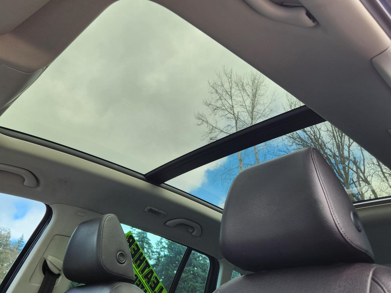 Volkswagen Tiguan 4MOTION 4dr Auto SEL 2015