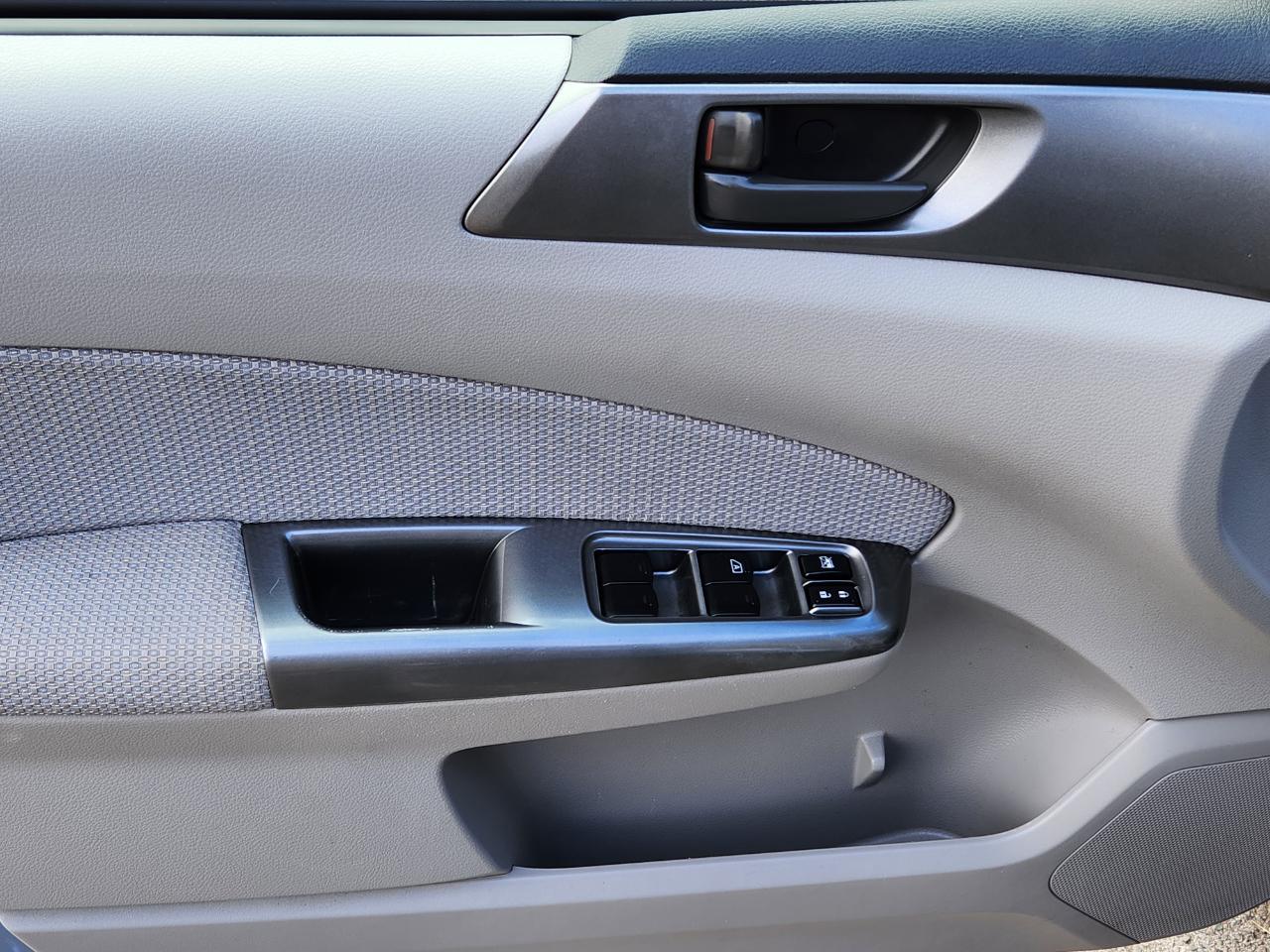 Subaru Forester 4dr Auto 2.5X 2011