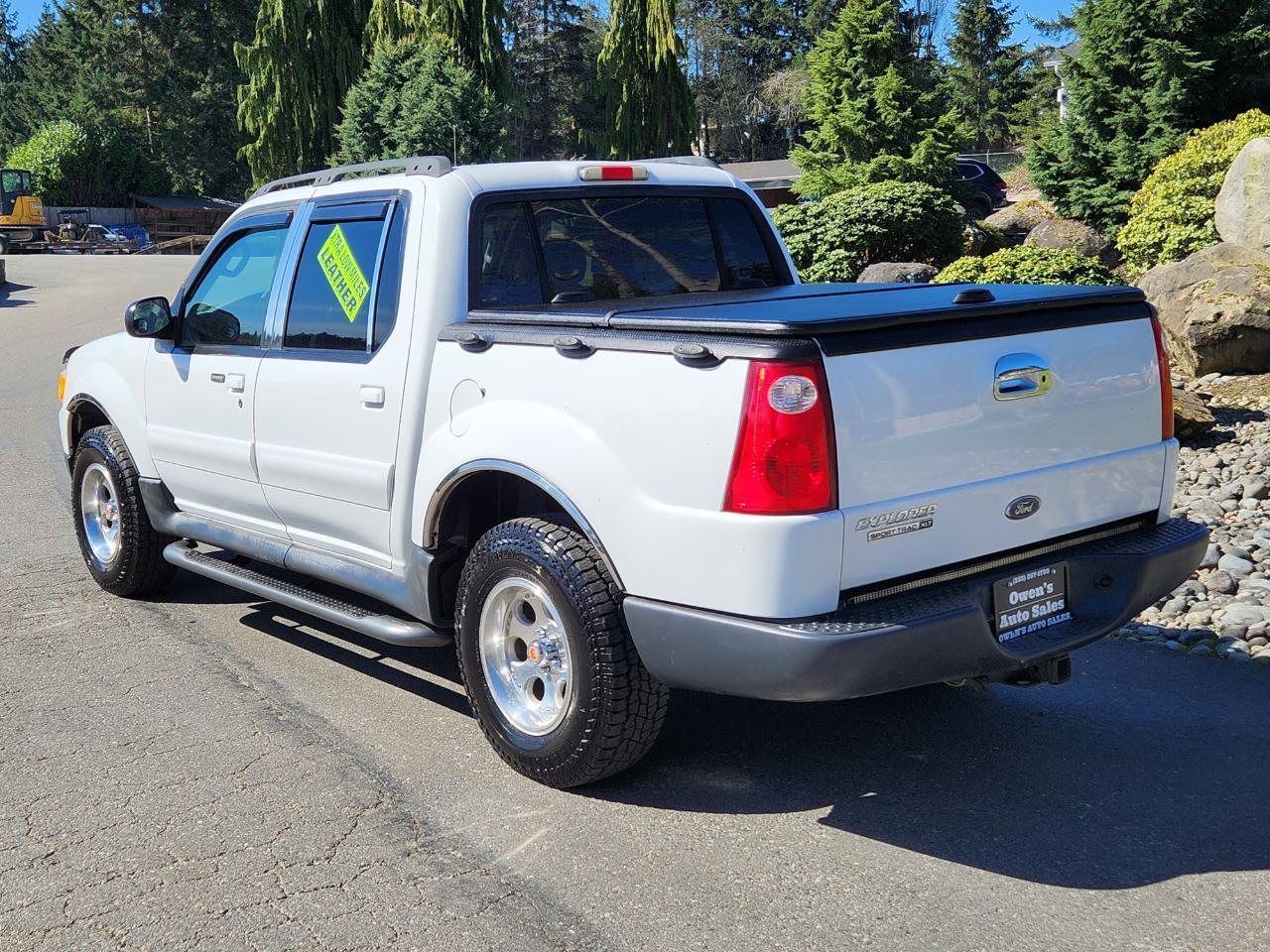 Ford Explorer Sport Trac 4dr 126" WB 4WD XLT Premium 2003