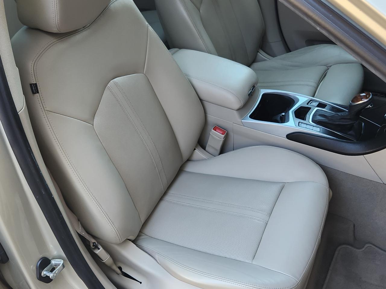 Cadillac SRX AWD 4dr Premium Collection 2013