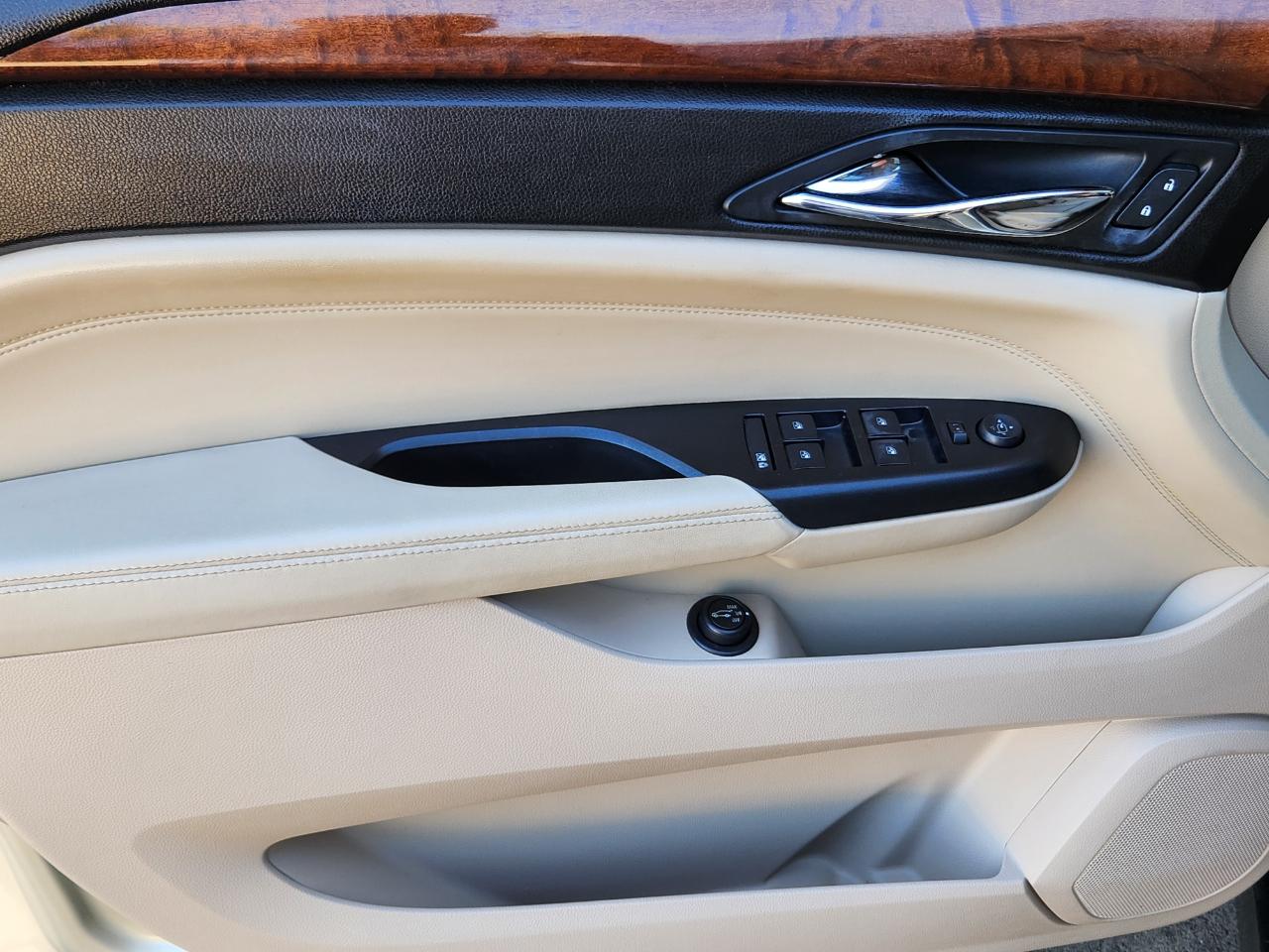 Cadillac SRX AWD 4dr Premium Collection 2013