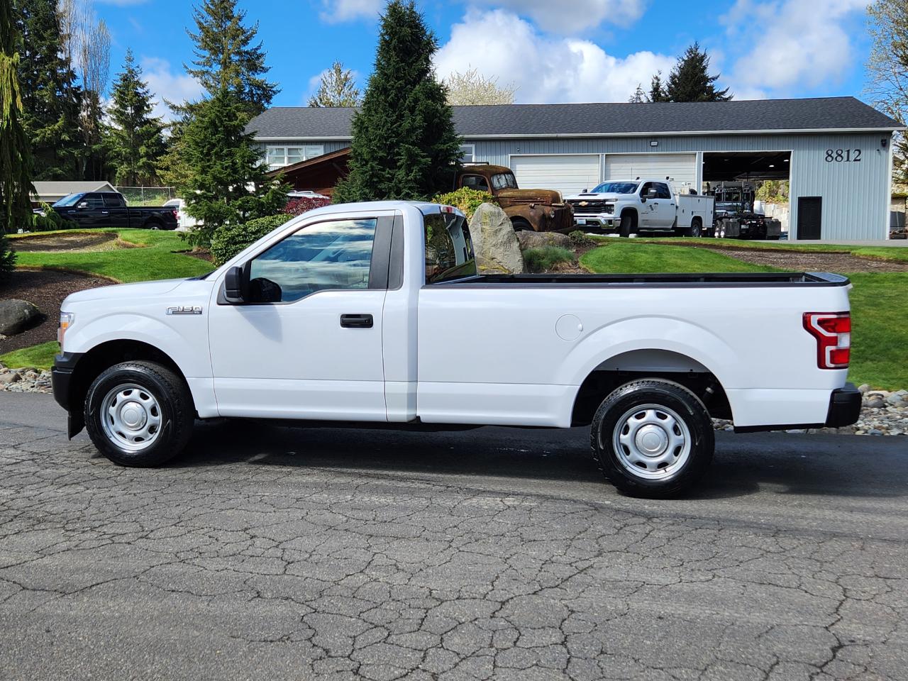 Ford F-150 XL 2WD Reg Cab 8' Box 2018