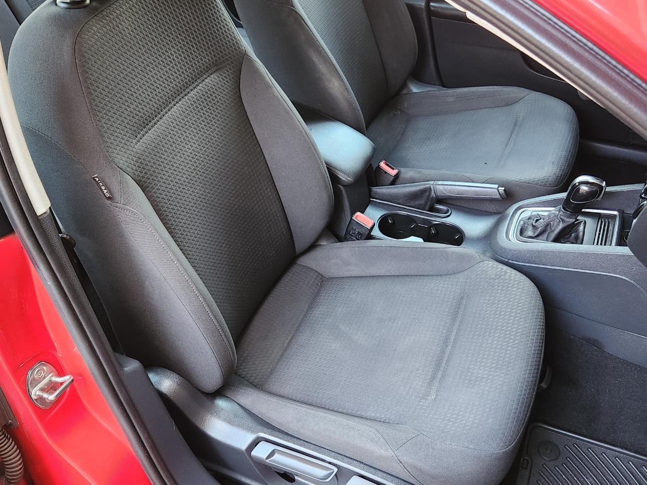 Volkswagen Jetta Sedan 4dr Auto 2.0L S 2015