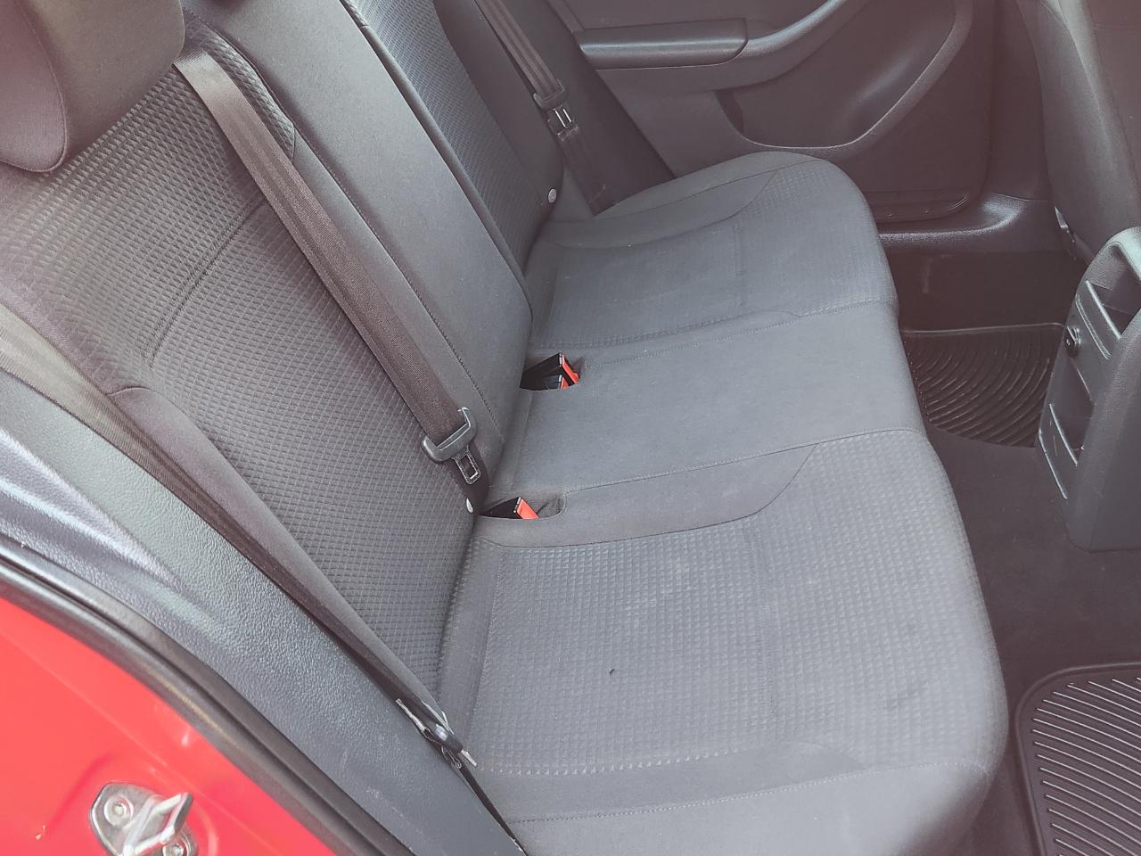 Volkswagen Jetta Sedan 4dr Auto 2.0L S 2015