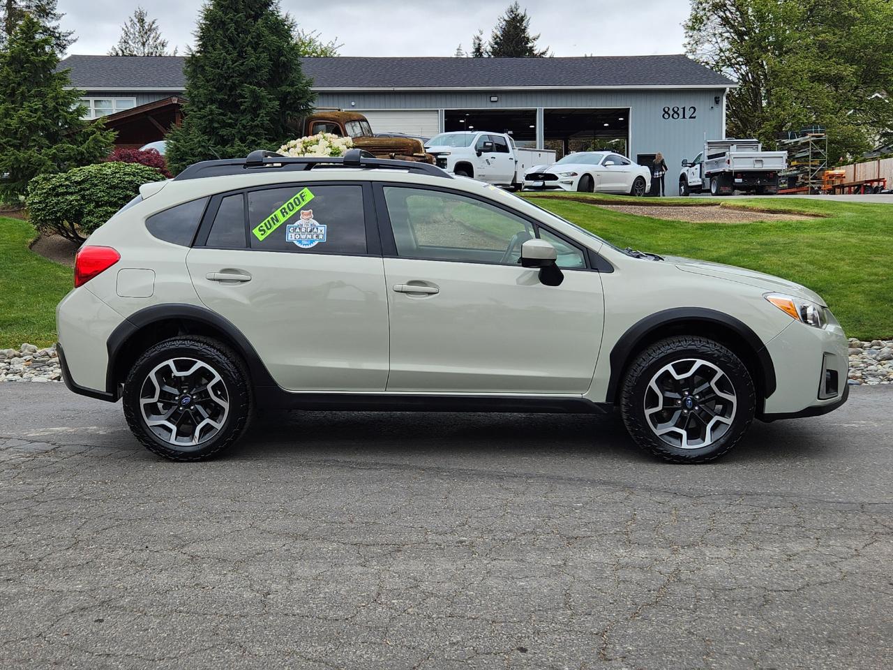 Subaru Crosstrek 5dr CVT 2.0i Premium 2016