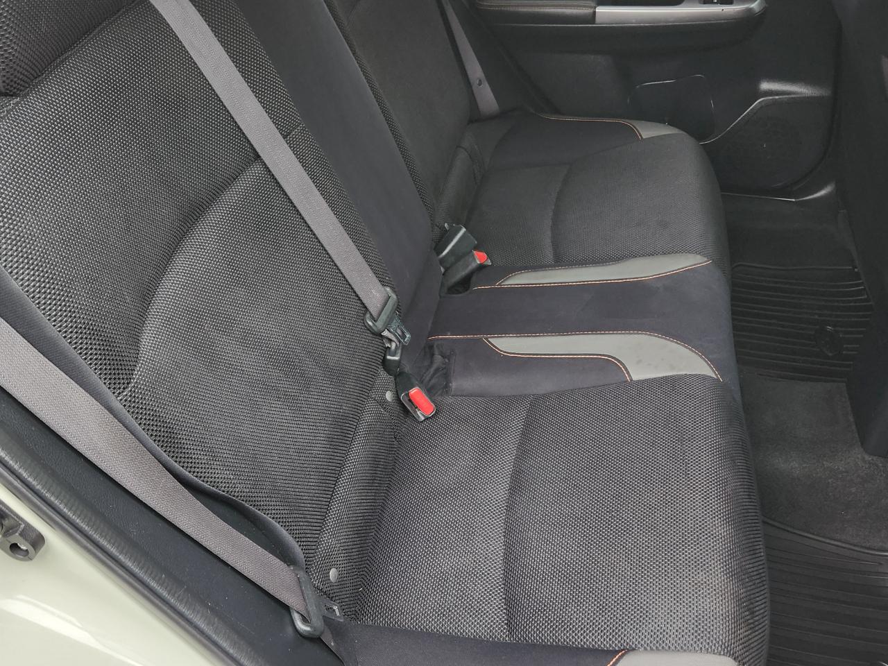 Subaru Crosstrek 5dr CVT 2.0i Premium 2016