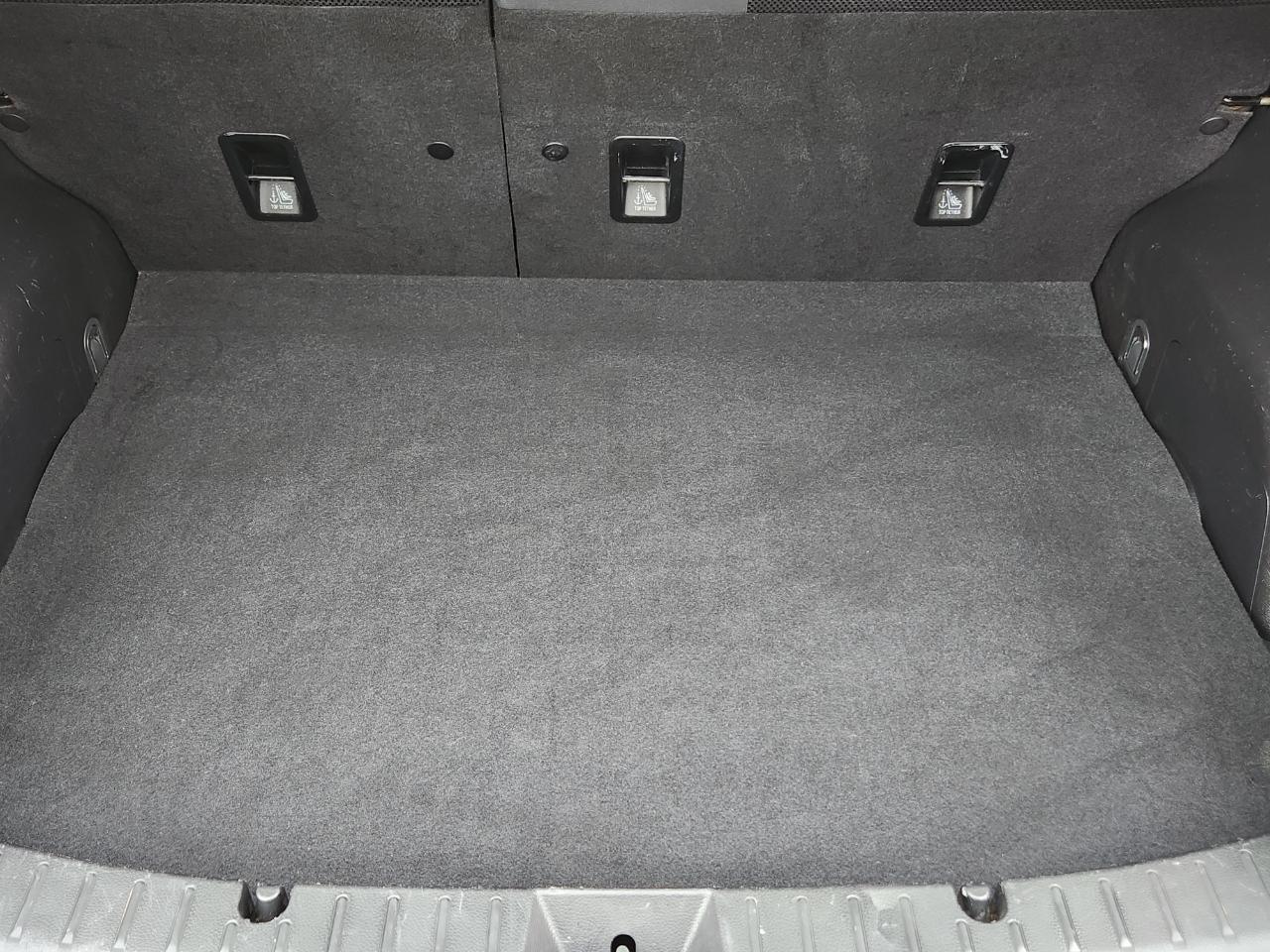 Subaru Crosstrek 5dr CVT 2.0i Premium 2016