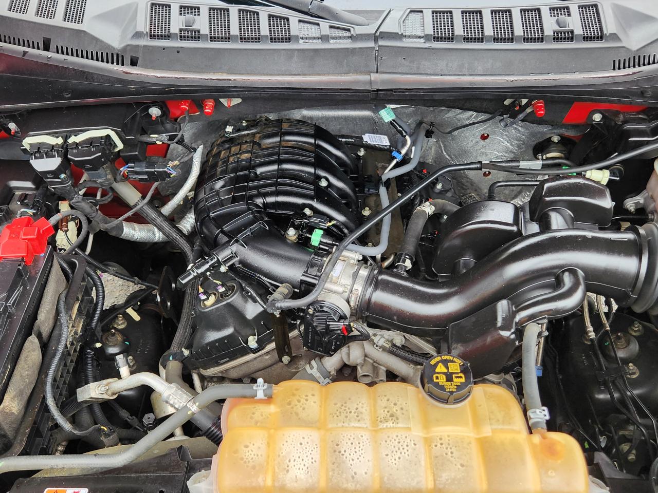 Ford F-150 4WD SuperCab 145" XL 2016