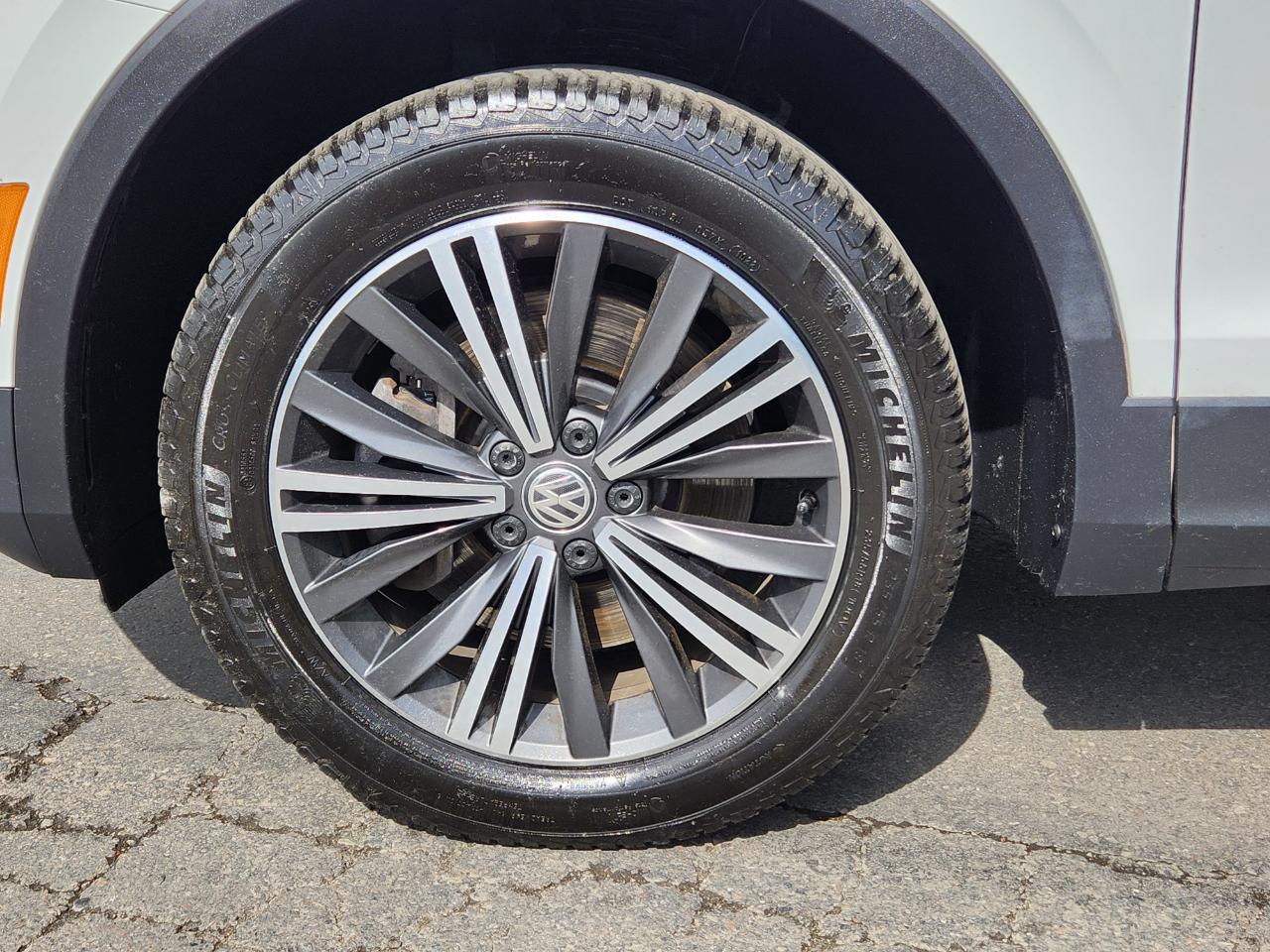 Volkswagen Tiguan 2.0T SEL 4MOTION 2018
