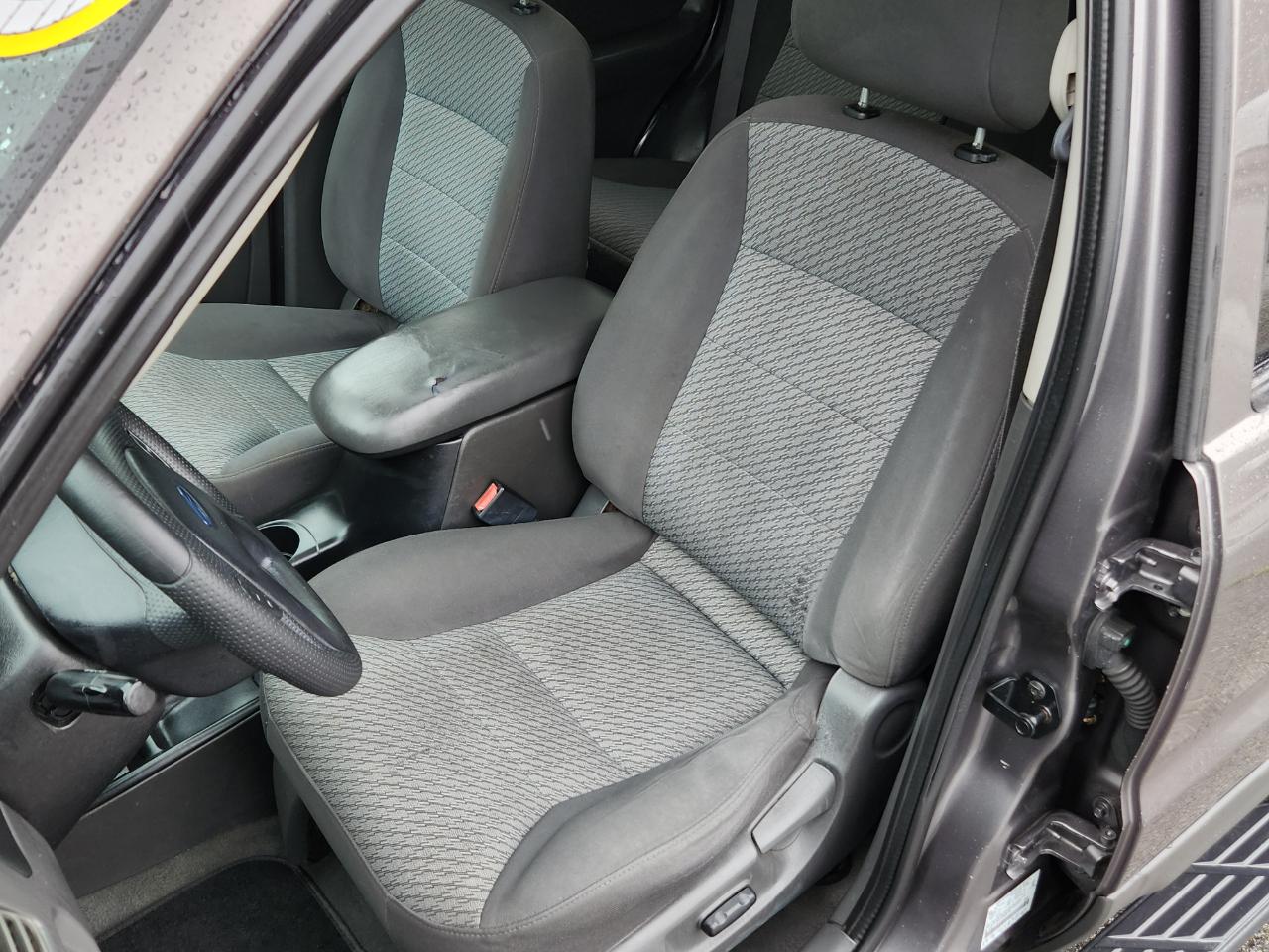 Ford Escape 4dr 103" WB XLT 4WD Sport 2003