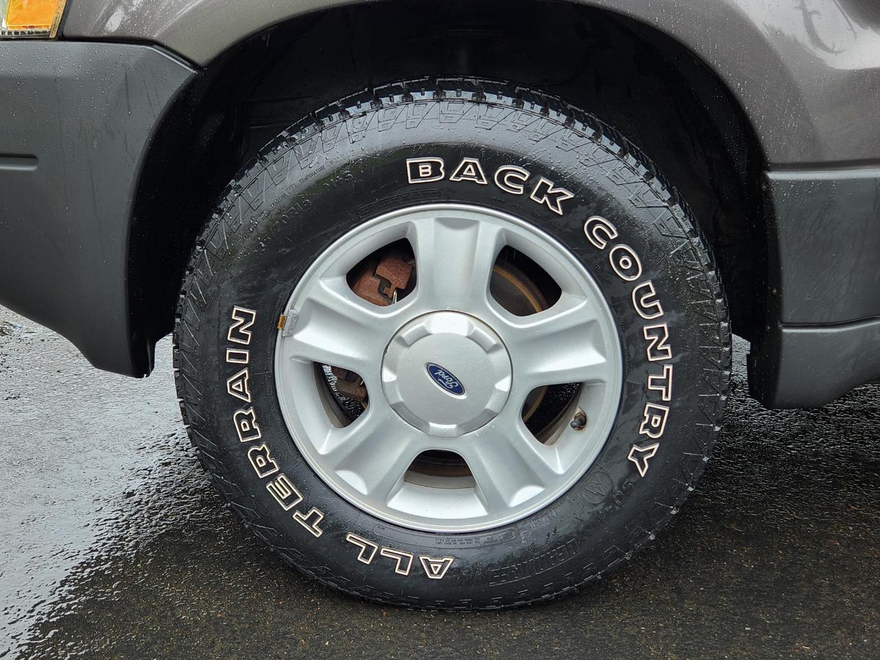 Ford Escape 4dr 103" WB XLT 4WD Sport 2003