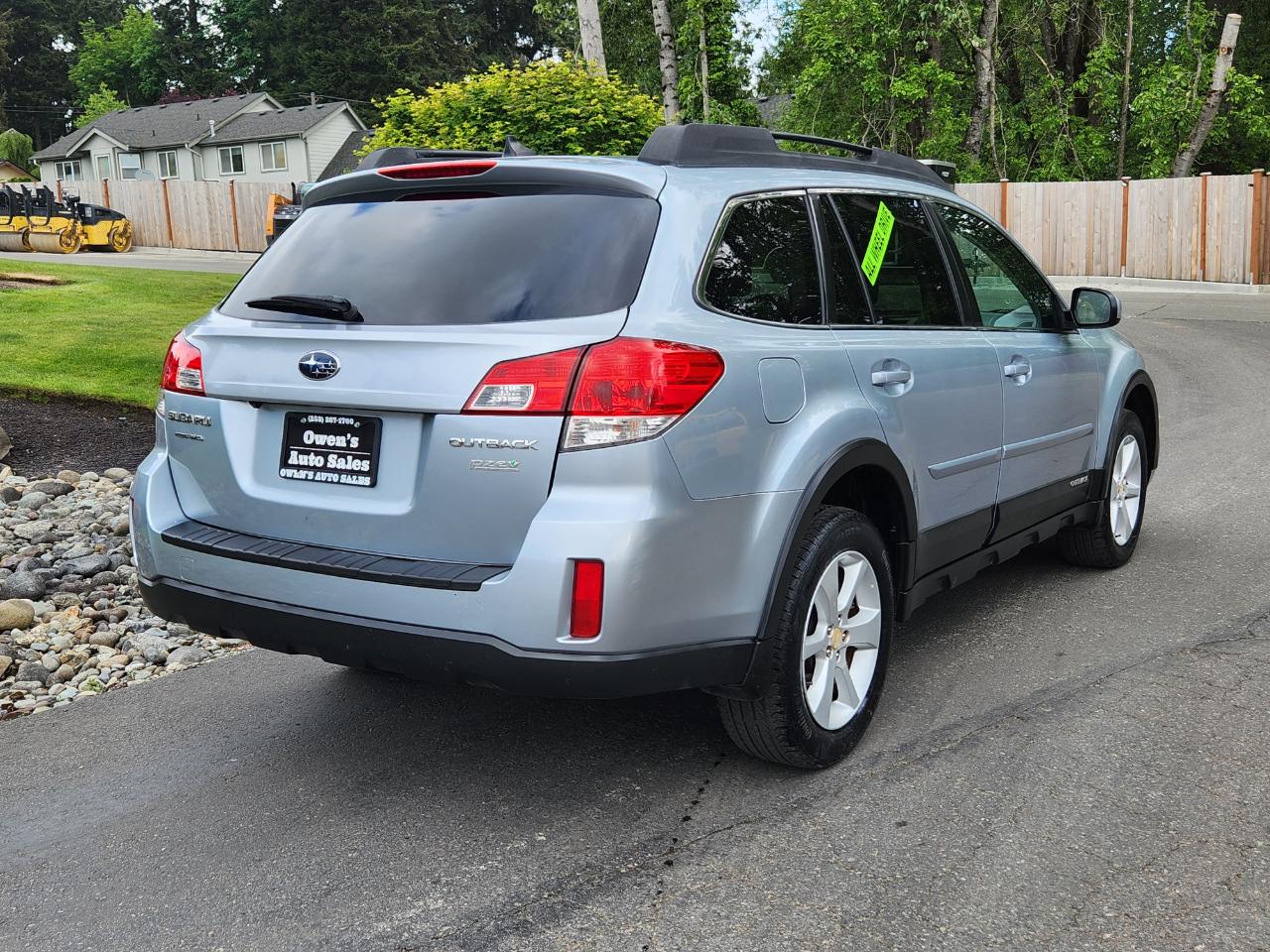 Subaru Outback 4dr Wgn H4 Auto 2.5i Premium 2014
