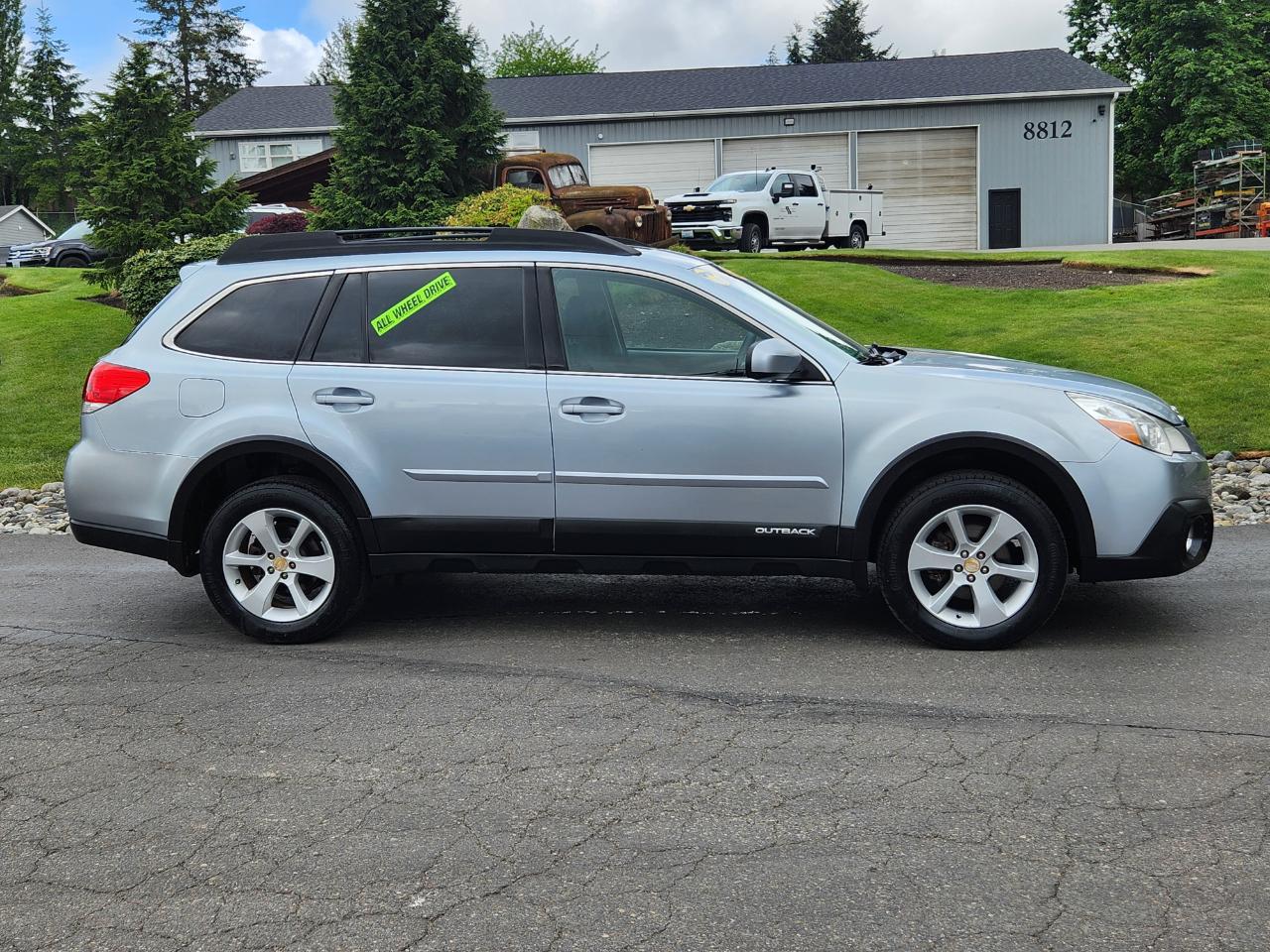 Subaru Outback 4dr Wgn H4 Auto 2.5i Premium 2014