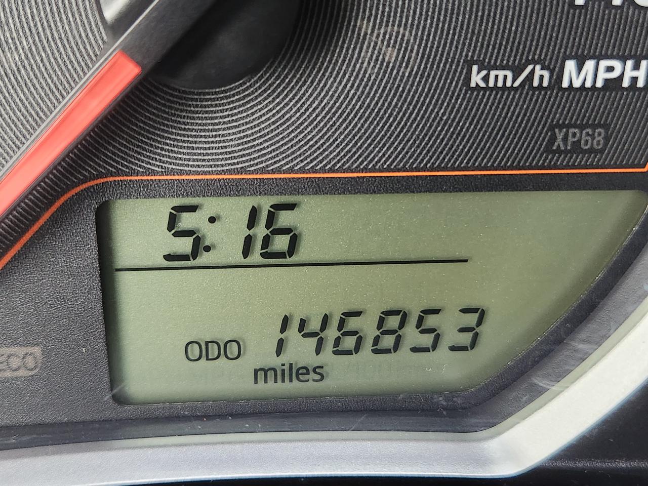 Toyota Yaris 5dr Liftback Auto LE (Natl) 2012