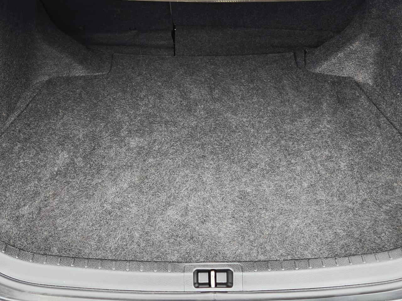 Toyota Corolla 4dr Sdn Auto L (Natl) 2016