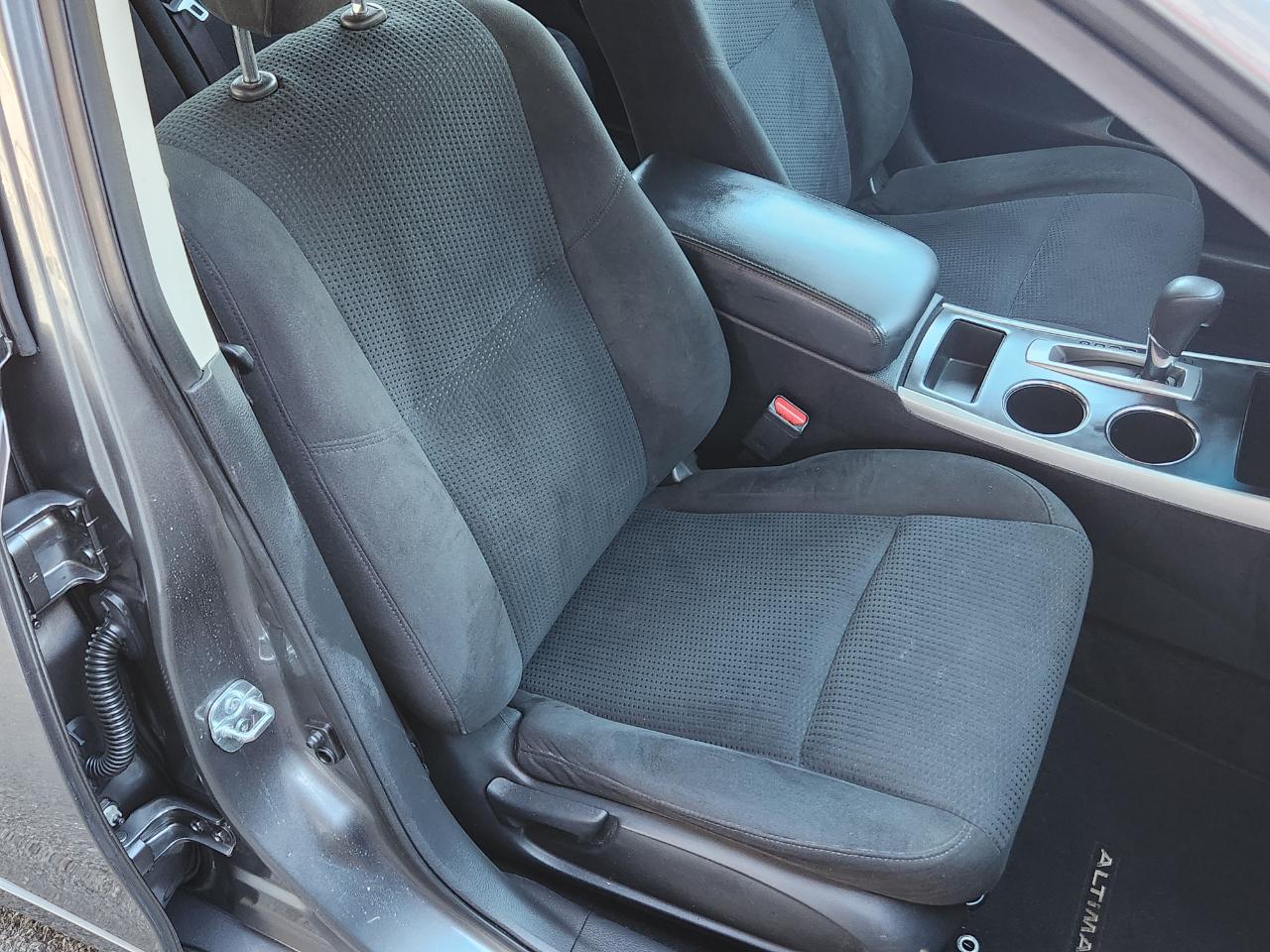 Nissan Altima 4dr Sdn I4 2.5 S 2015