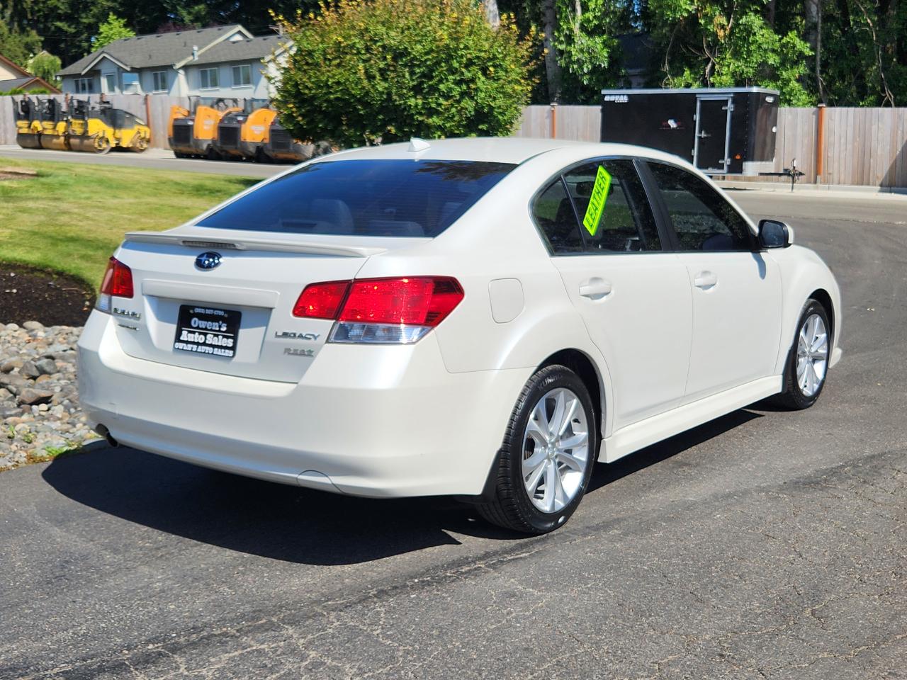 Subaru Legacy 4dr Sdn H4 Auto 2.5i Limited 2013