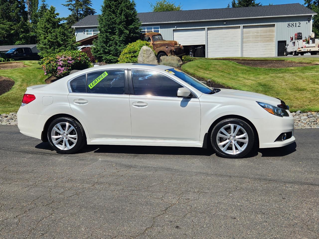 Subaru Legacy 4dr Sdn H4 Auto 2.5i Limited 2013
